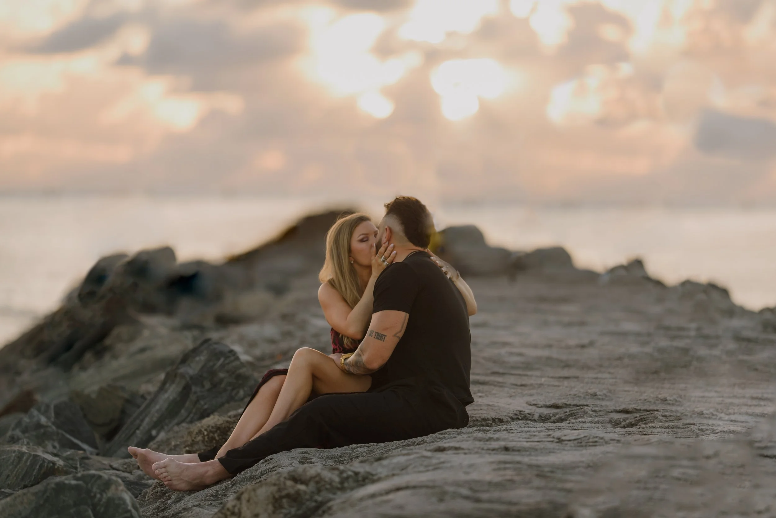 south beach engagement photos2.jpg