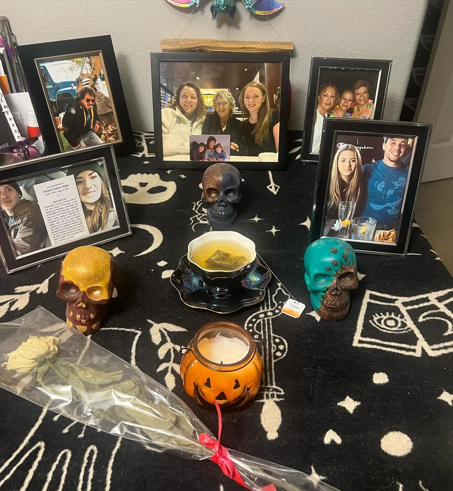 Ofrenda 2024. D&iacute;a de los Muertos. ❤️