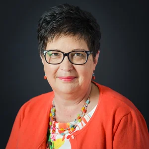 Stephanie Hopkins