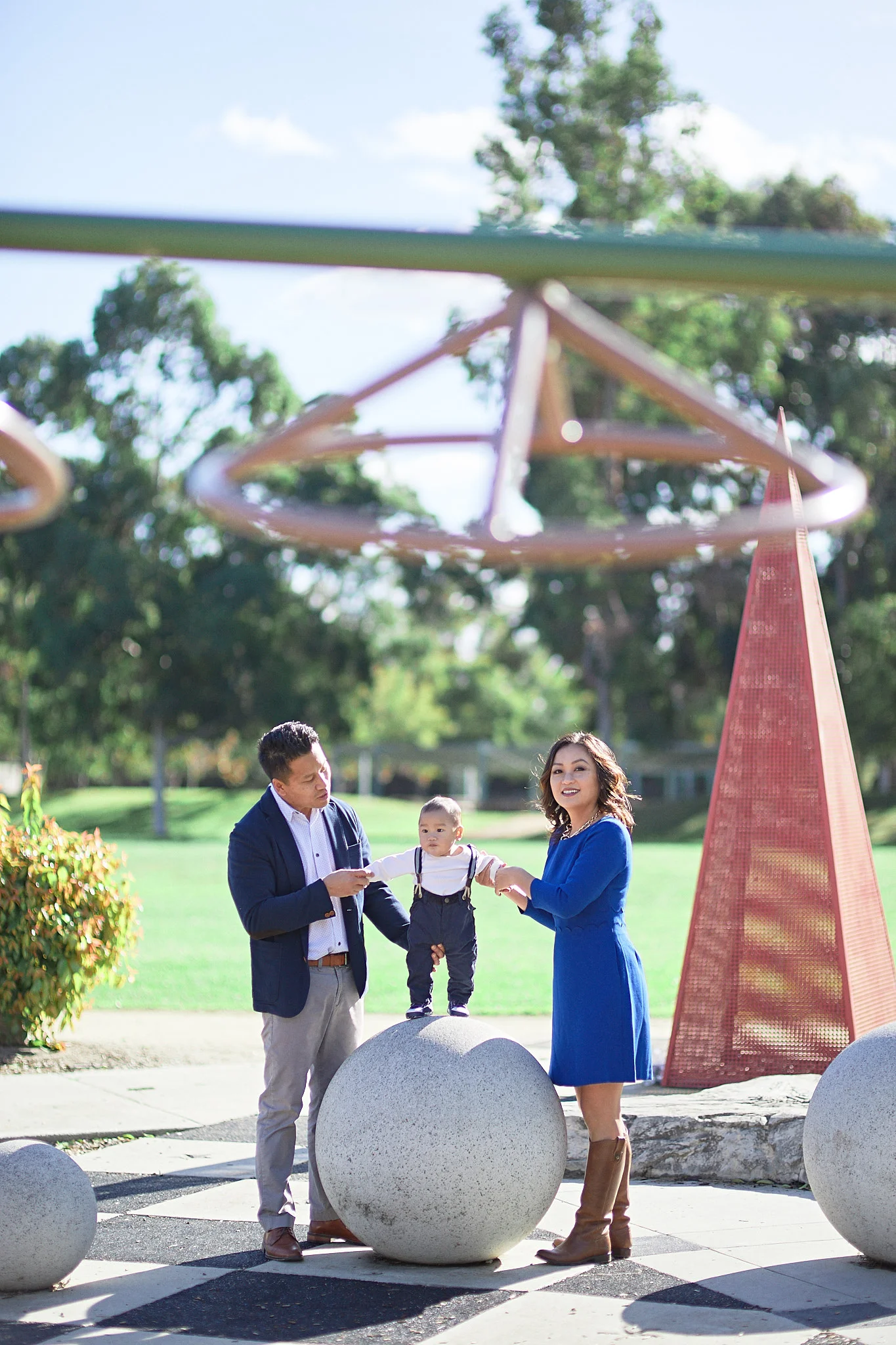 11-27-2016_0620_thach_family.jpg