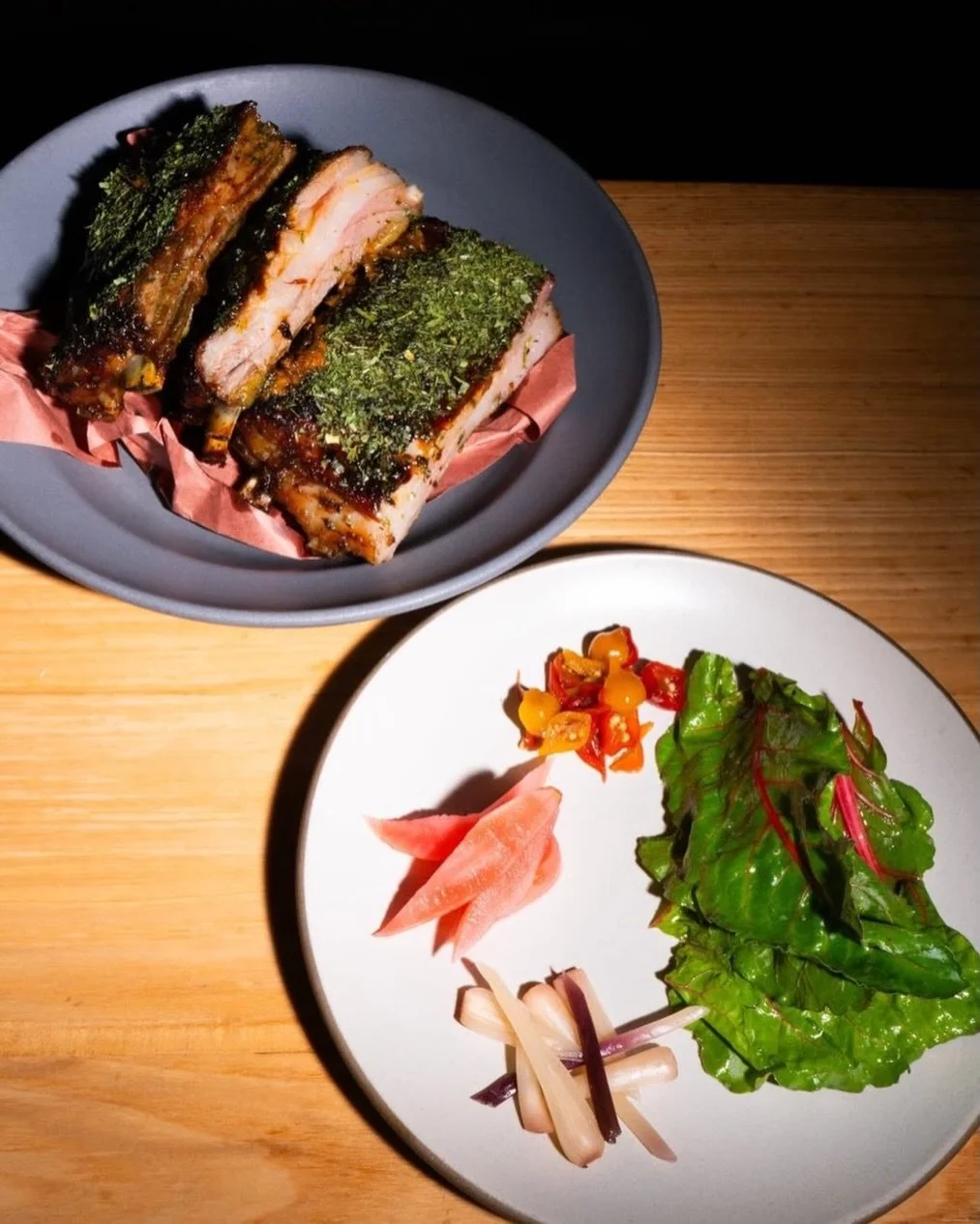 💚🐑💚 When chefs lead, the story deepens. Grateful to @rolfanddaughters in Nashville and Chef Danny Garcia of @onlygoodsnyc for choosing Certified Freedom Run Farm Lamb ribs for this special collaborative dinner.
This is the power of true collaborat