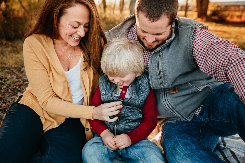 Family-portrait-photographer-Clarksville-tennessee-Megan-Lacy-Photography