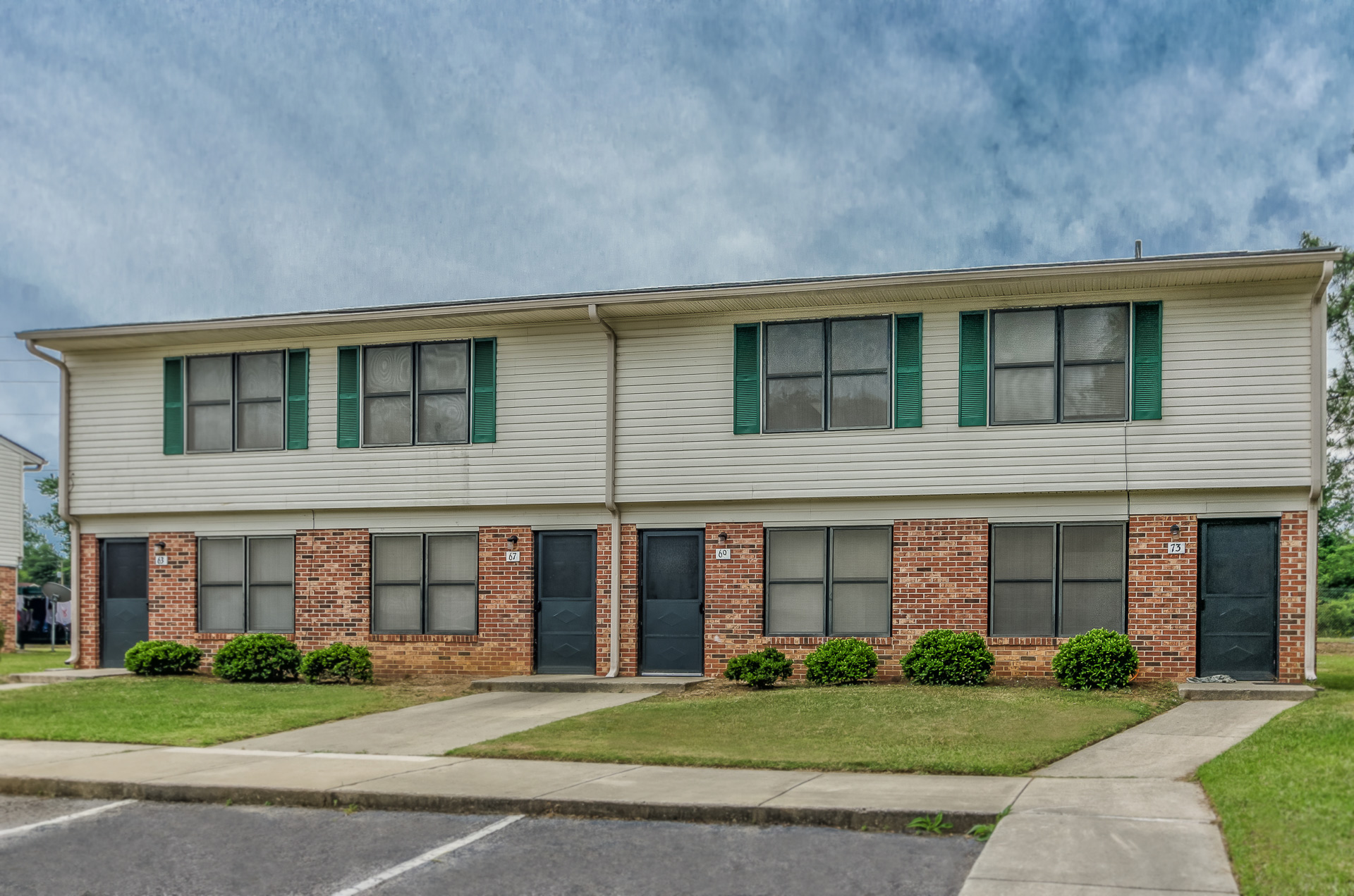 West Main Apartments, Williston