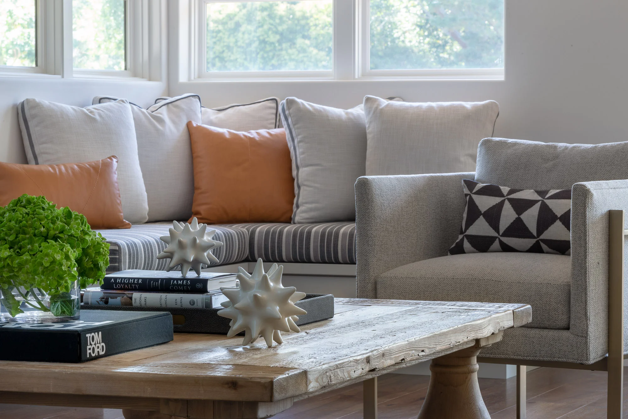 Built-in bench seating in Moraga, CA