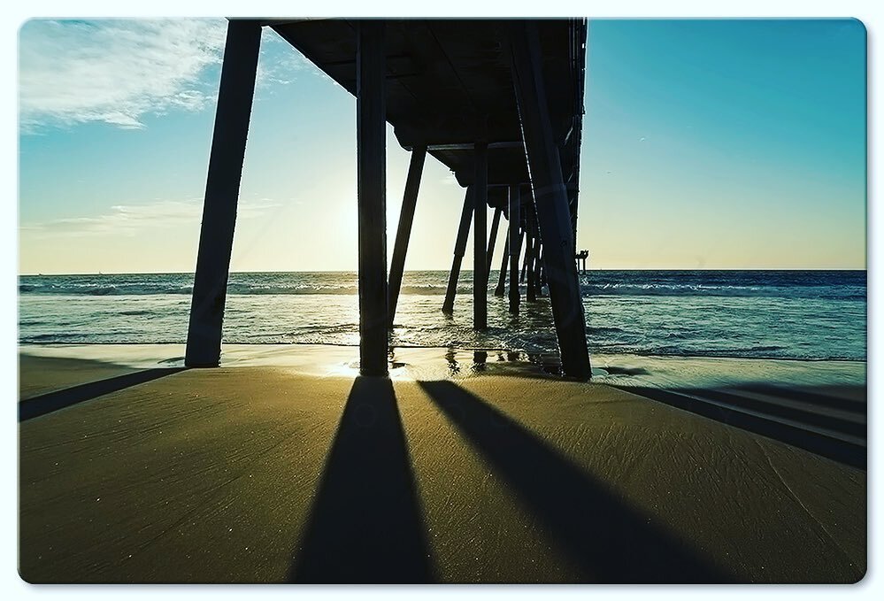 Back to my roots, my joy, my passion.  In times like these you cannot give up on your happiness and what brings you joy.
#pier #beach #photography #appealphotos @appealphotos