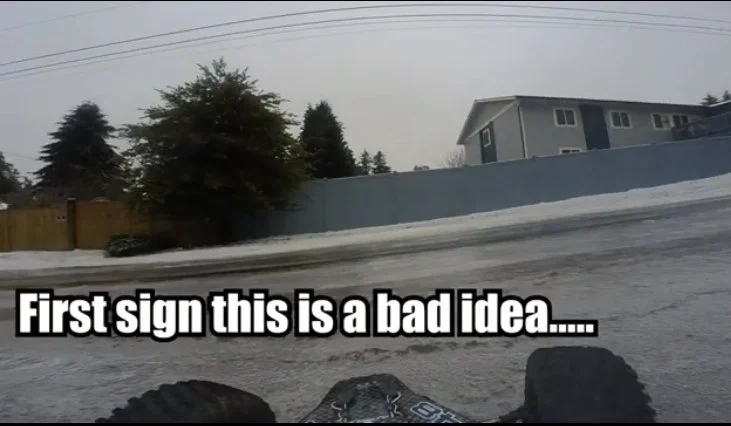 Awsome FPV Car Drifting through the Neighborhood