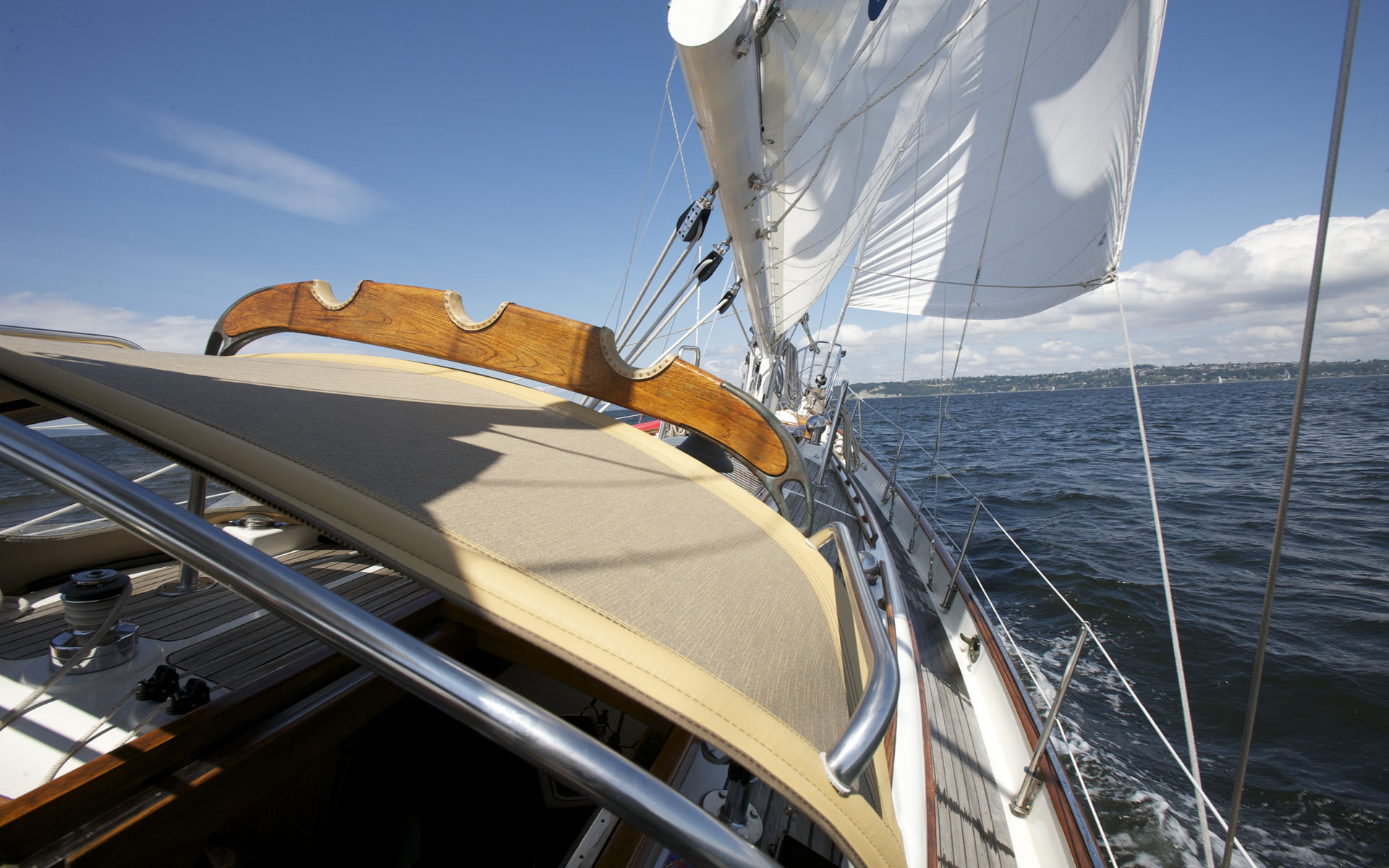 2012-02-goddessofseas-01.jpg