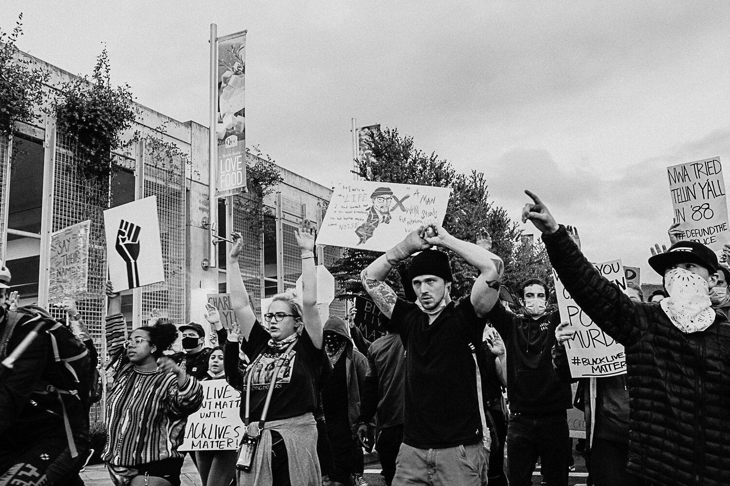 DOCUMENTARY  BLACK LIVES MATTER PROTEST MAGNUSON NORTHEAST SEATTLE  JUNE 6 2020-05716869-2.jpg