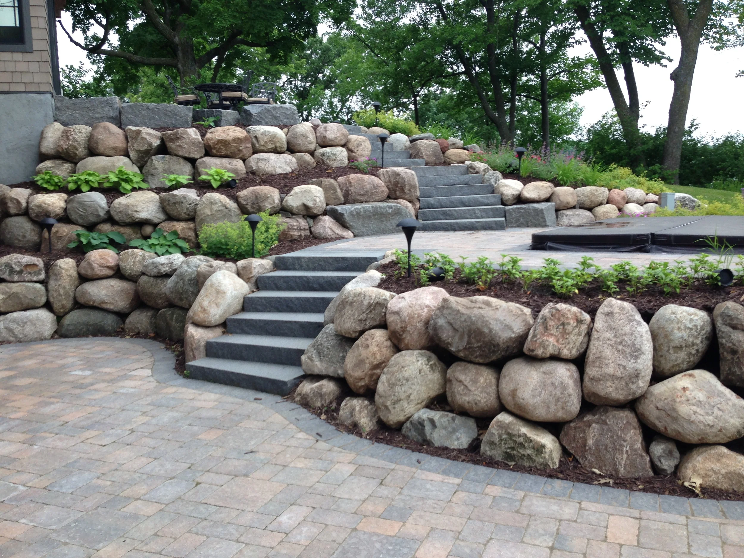 Outdoor Excapes - Creating Luxury Outdoor Living