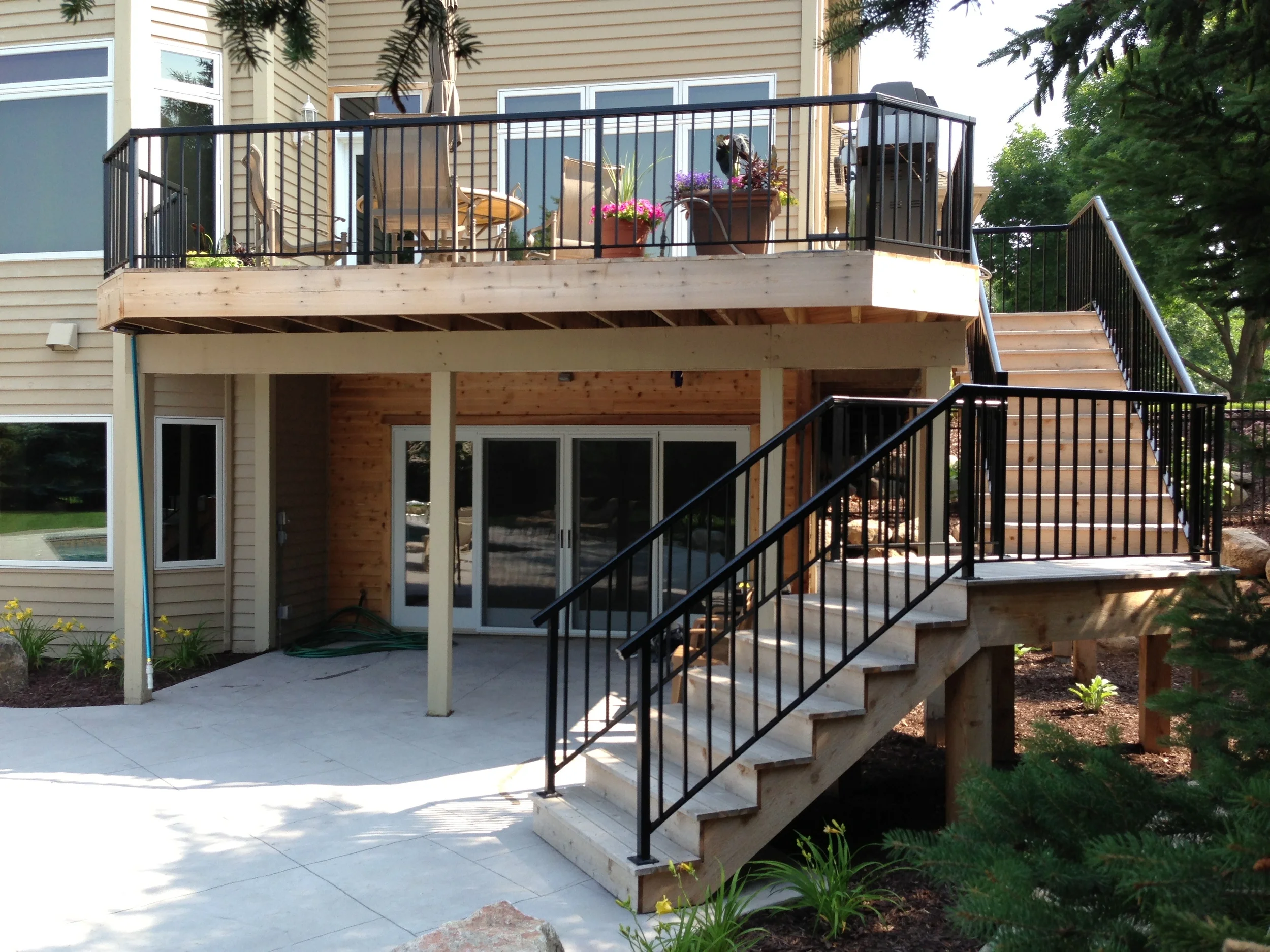 Outdoor Excapes - Creating Luxury Outdoor Living