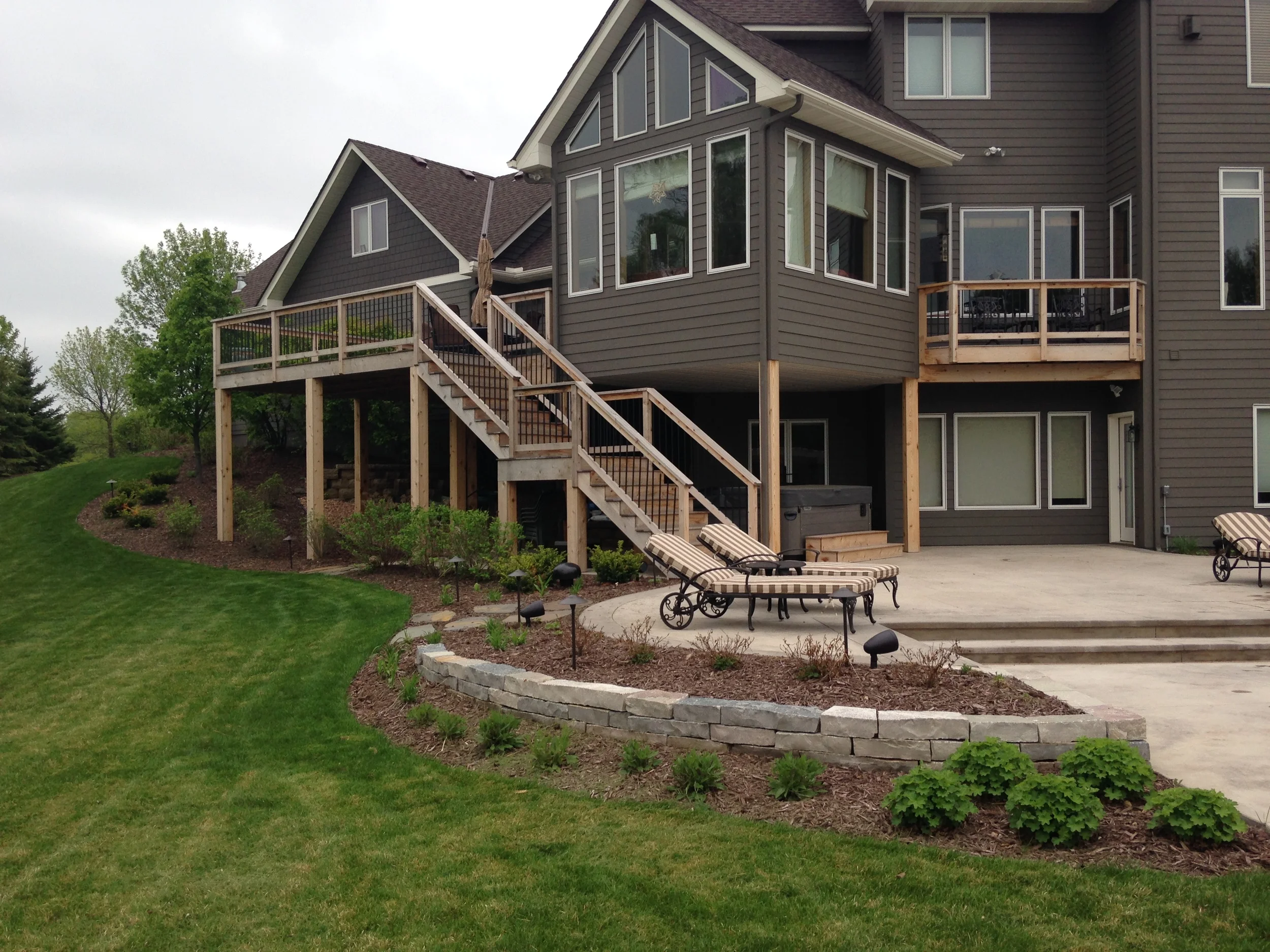 Outdoor Excapes - Creating Luxury Outdoor Living