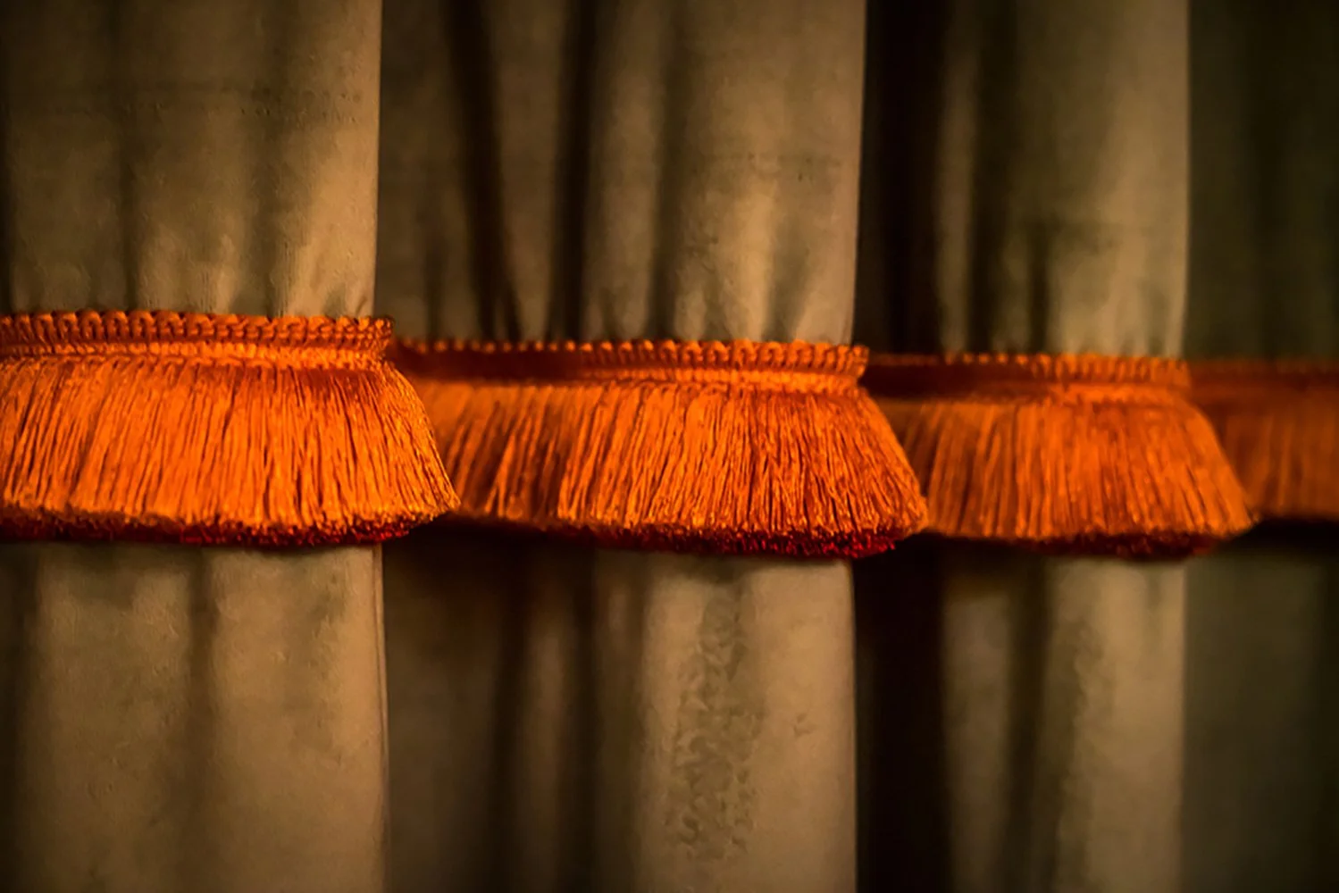 _SUPPER CLUB - DRAPE DETAIL (NOAH FECK).jpg