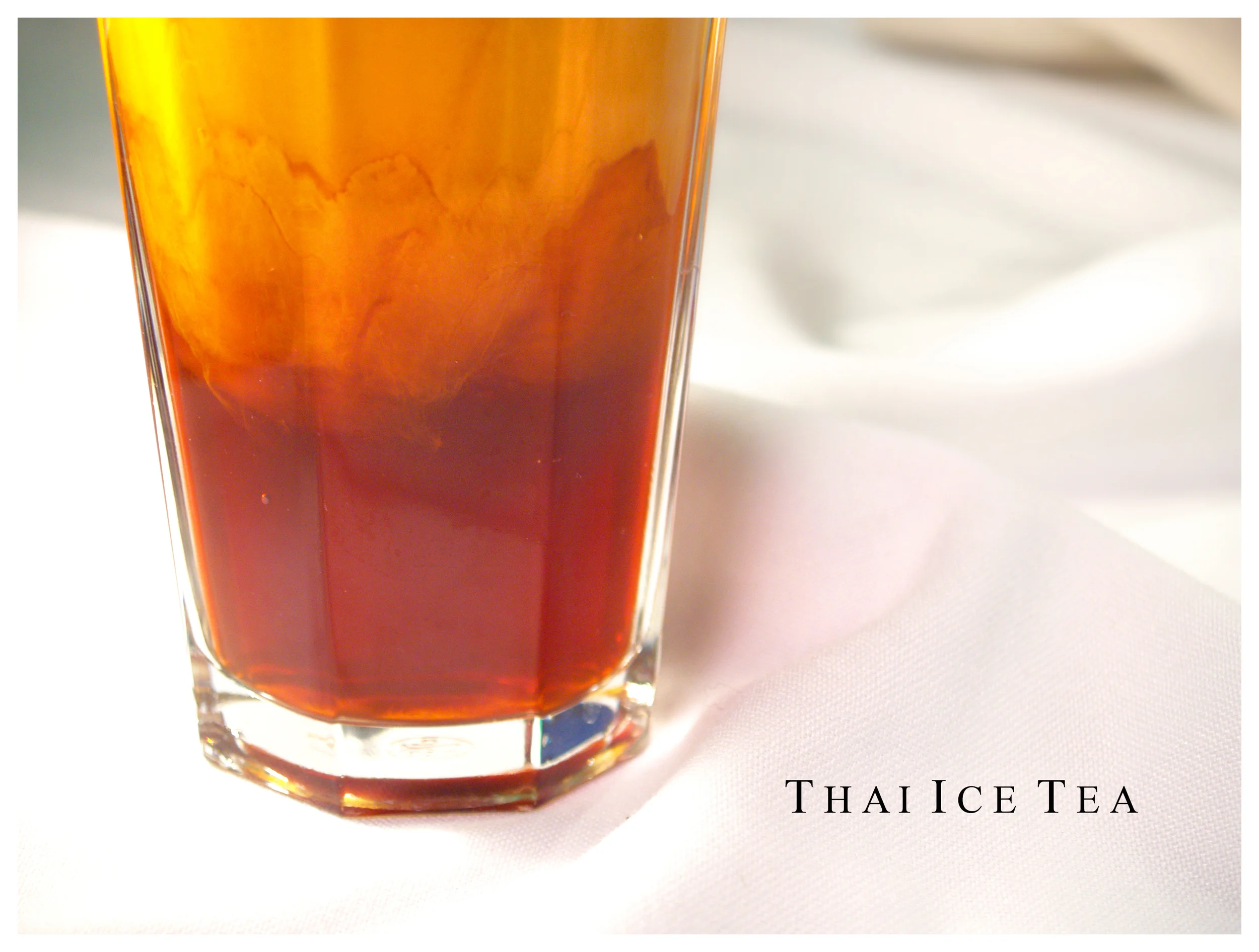 T H A I I C E T E A PA181938.jpg