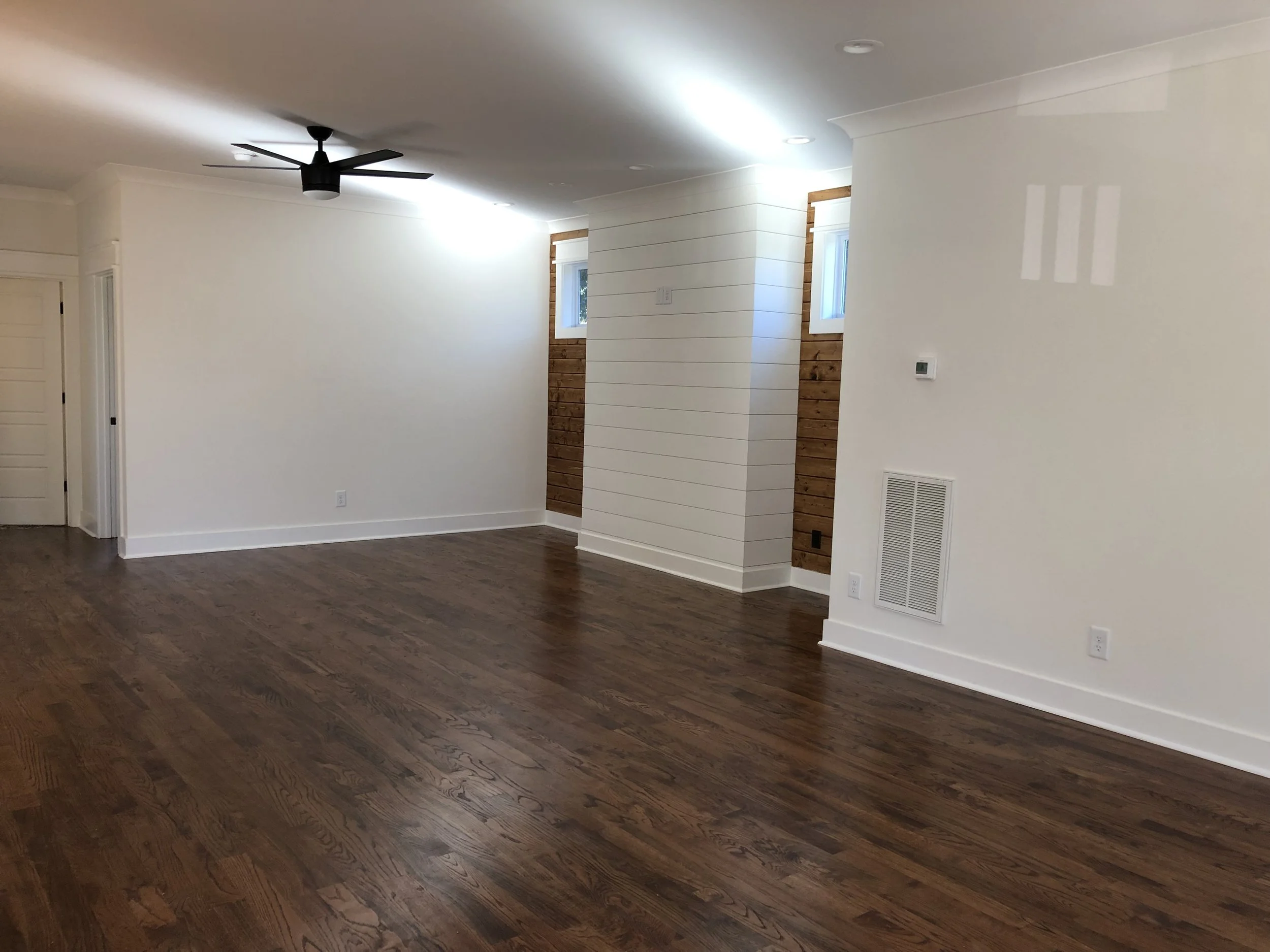Living Room/Entry Before