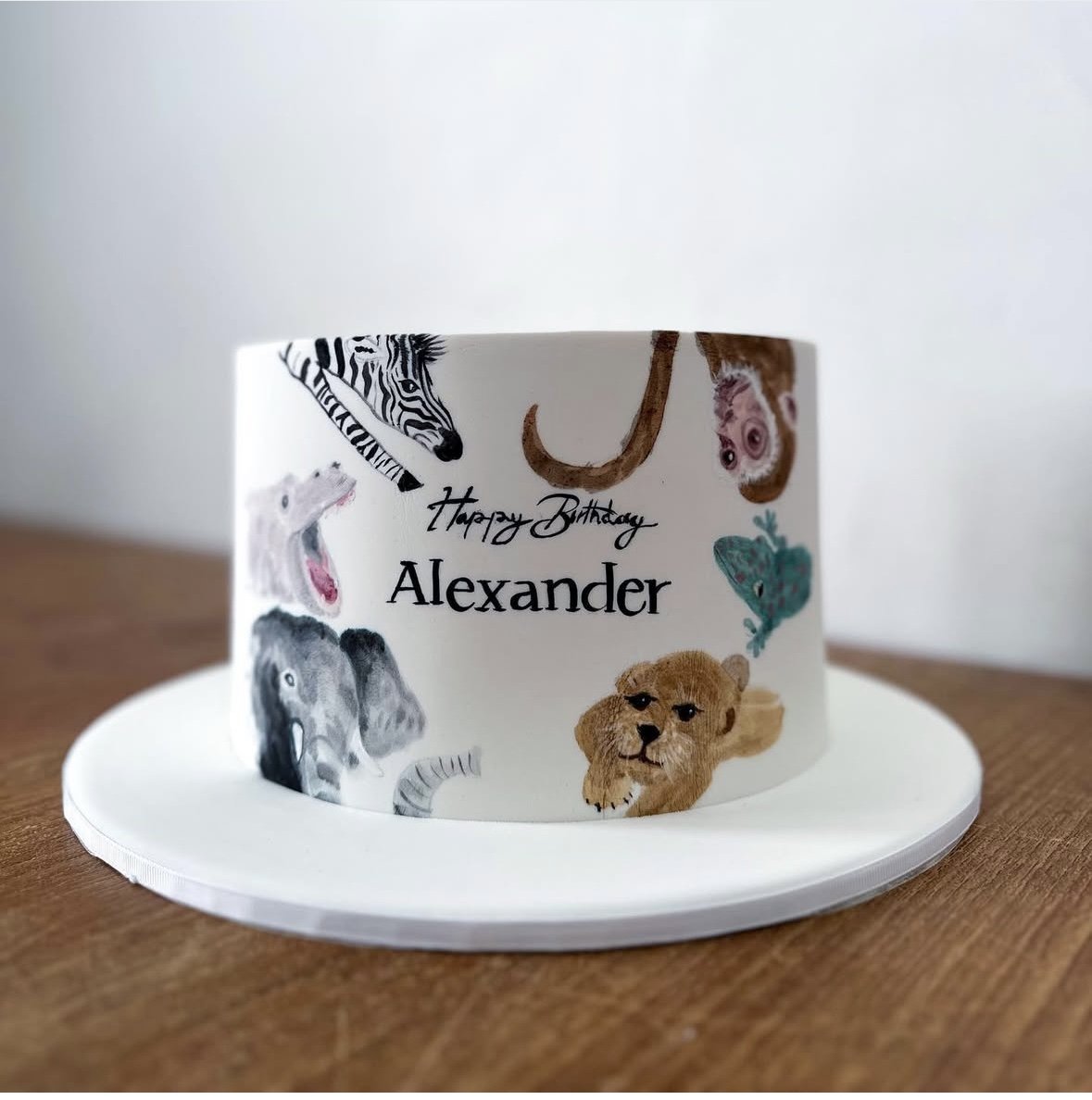 Painted animals vegan cake