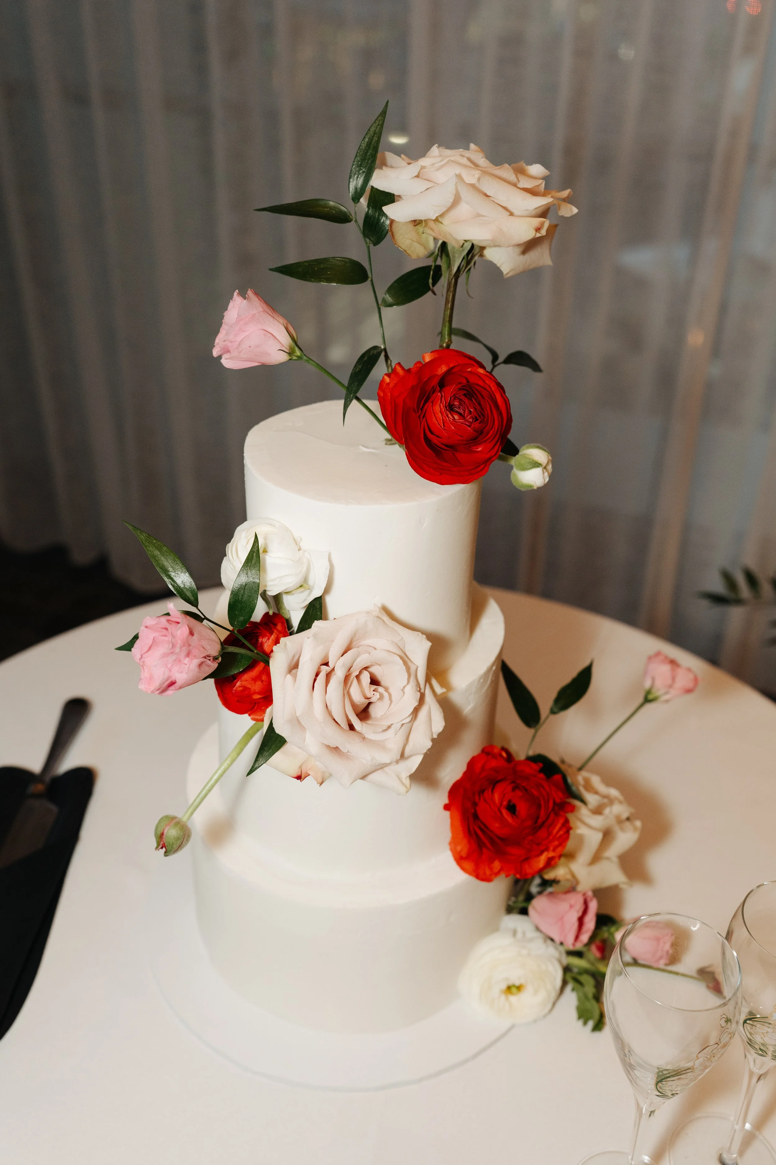 Sophia & Andrew's vegan wedding cake
