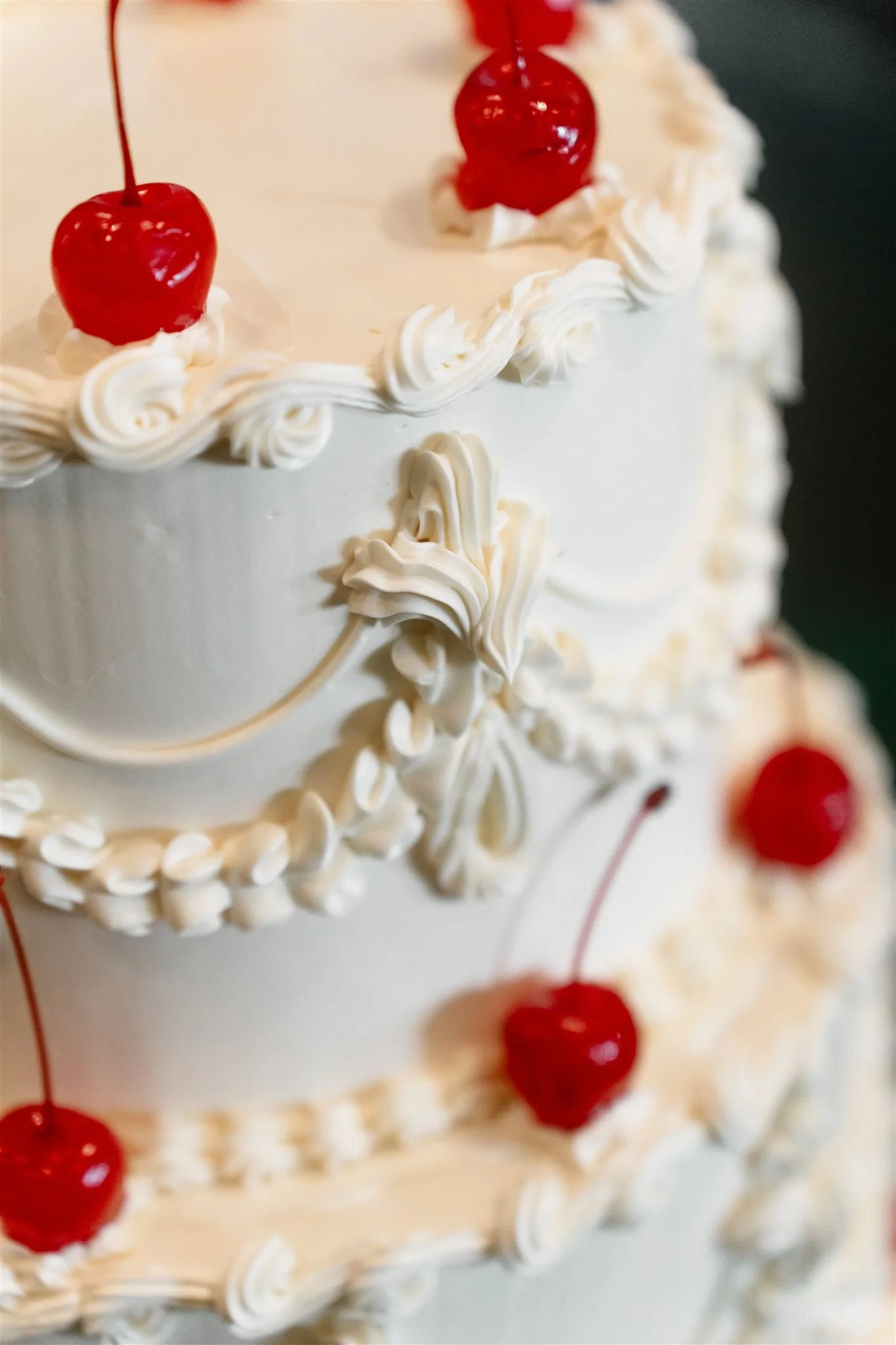 Aimee & Daniel's vegan wedding cake