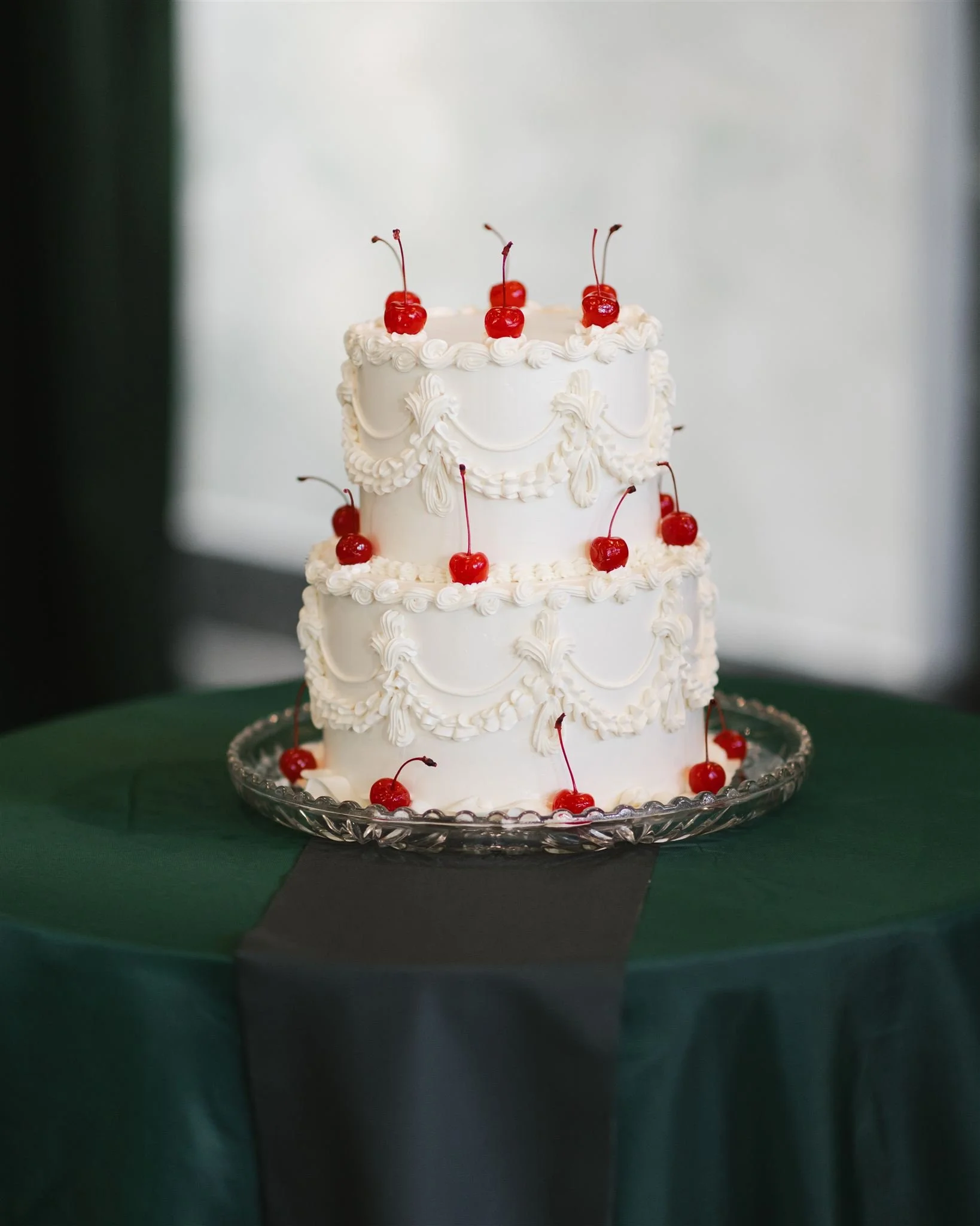Aimee & Daniel's vegan wedding cake