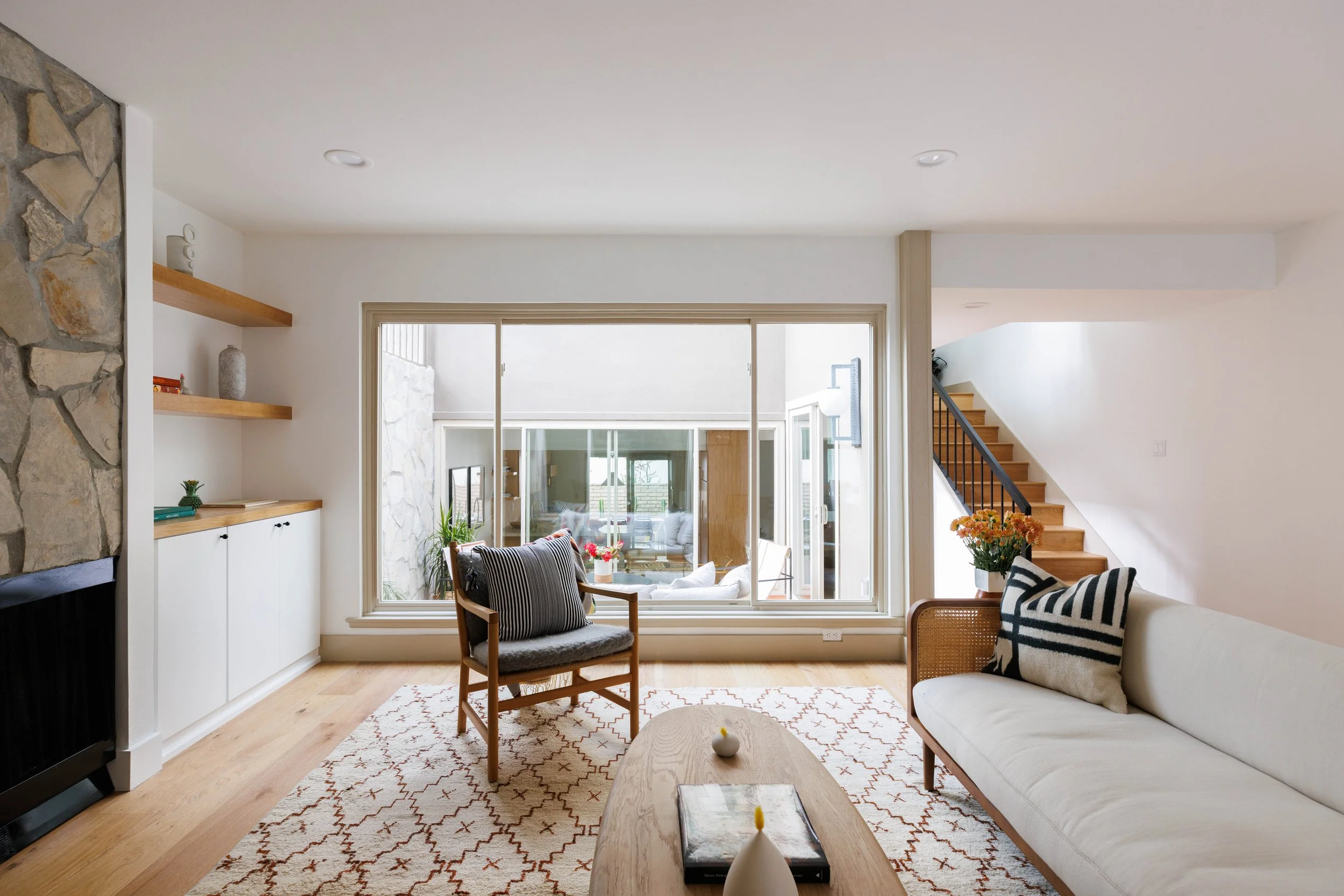 13221 Admiral Ave Unit A MLS - virtuallyherestudios.com-23.jpg