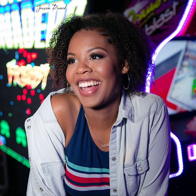 I am so excited about Kara&rsquo;s photos from the arcade shoot. I have so many favorites!! 😍😍🔥
Makeup: @makeupbymaybelle