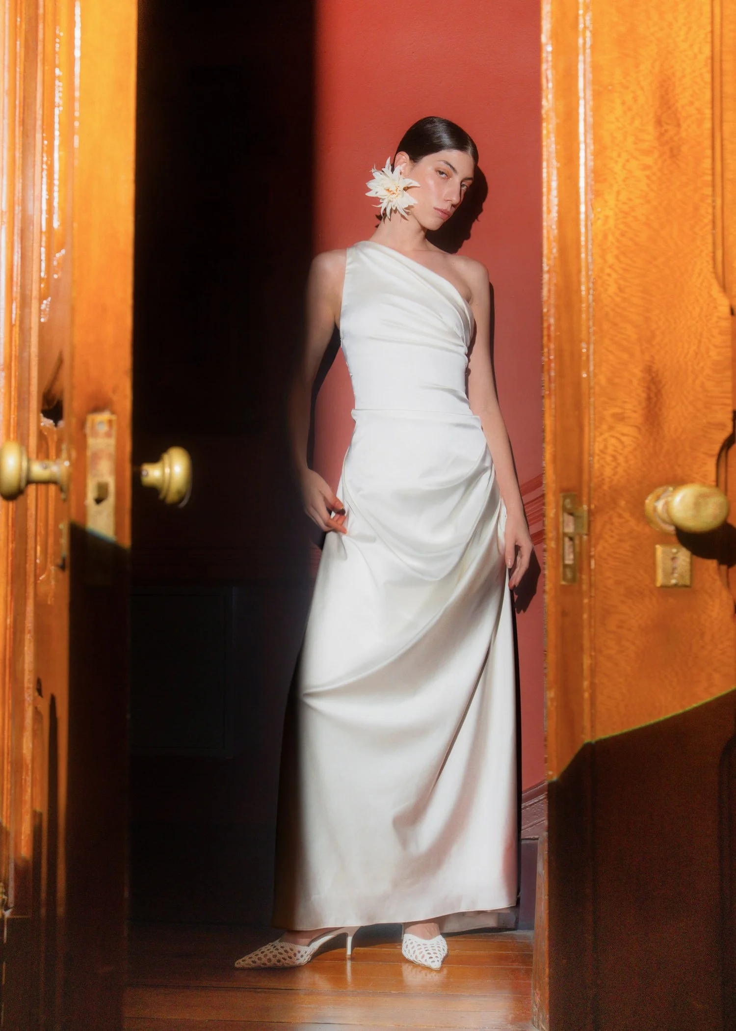 Delfina-Balda-Fantasia-Bridal-4-2027-2028-14.jpg