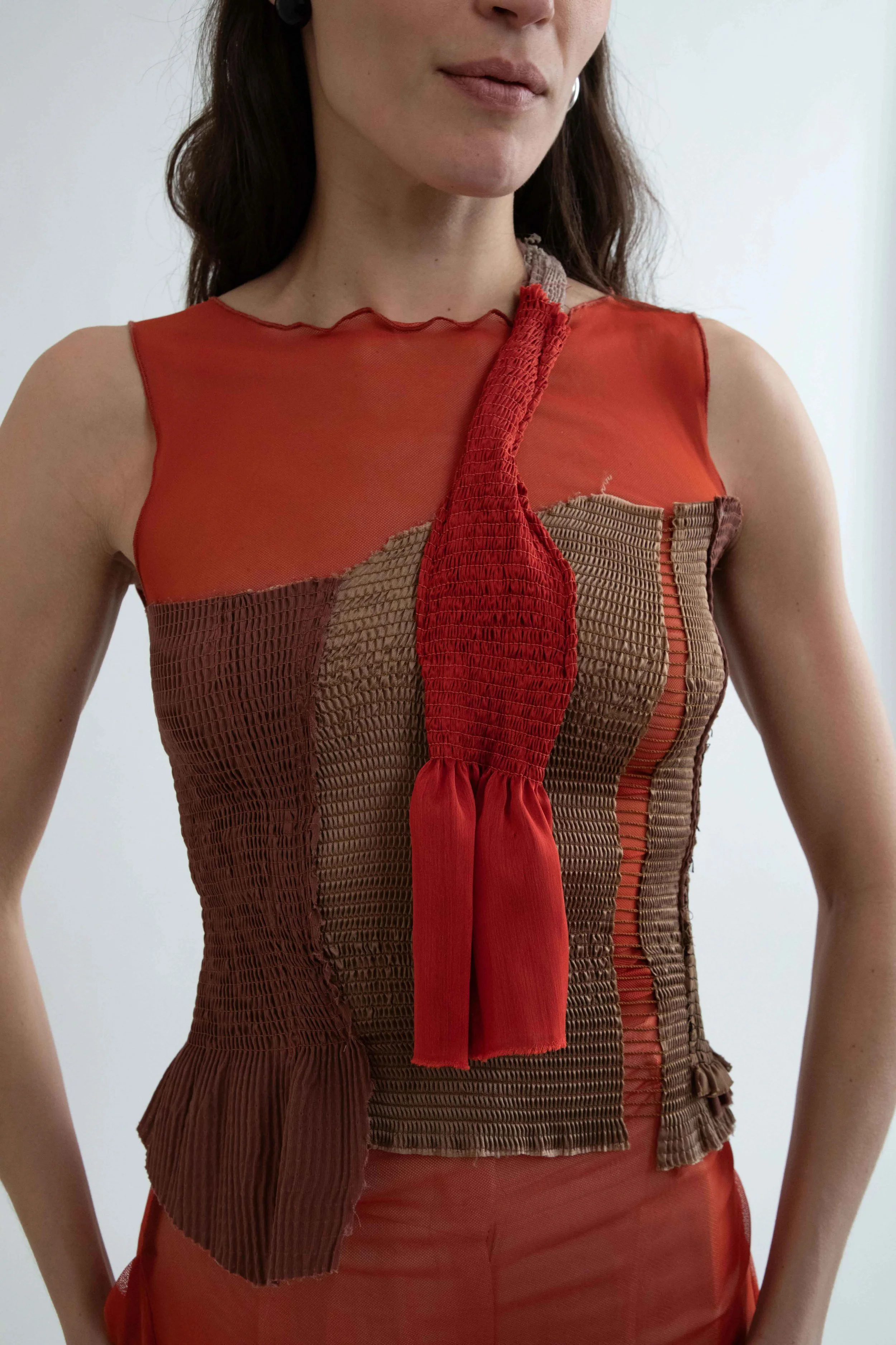 Delfina Balda-fall-winter-2025-Work on the Garden--2.jpg