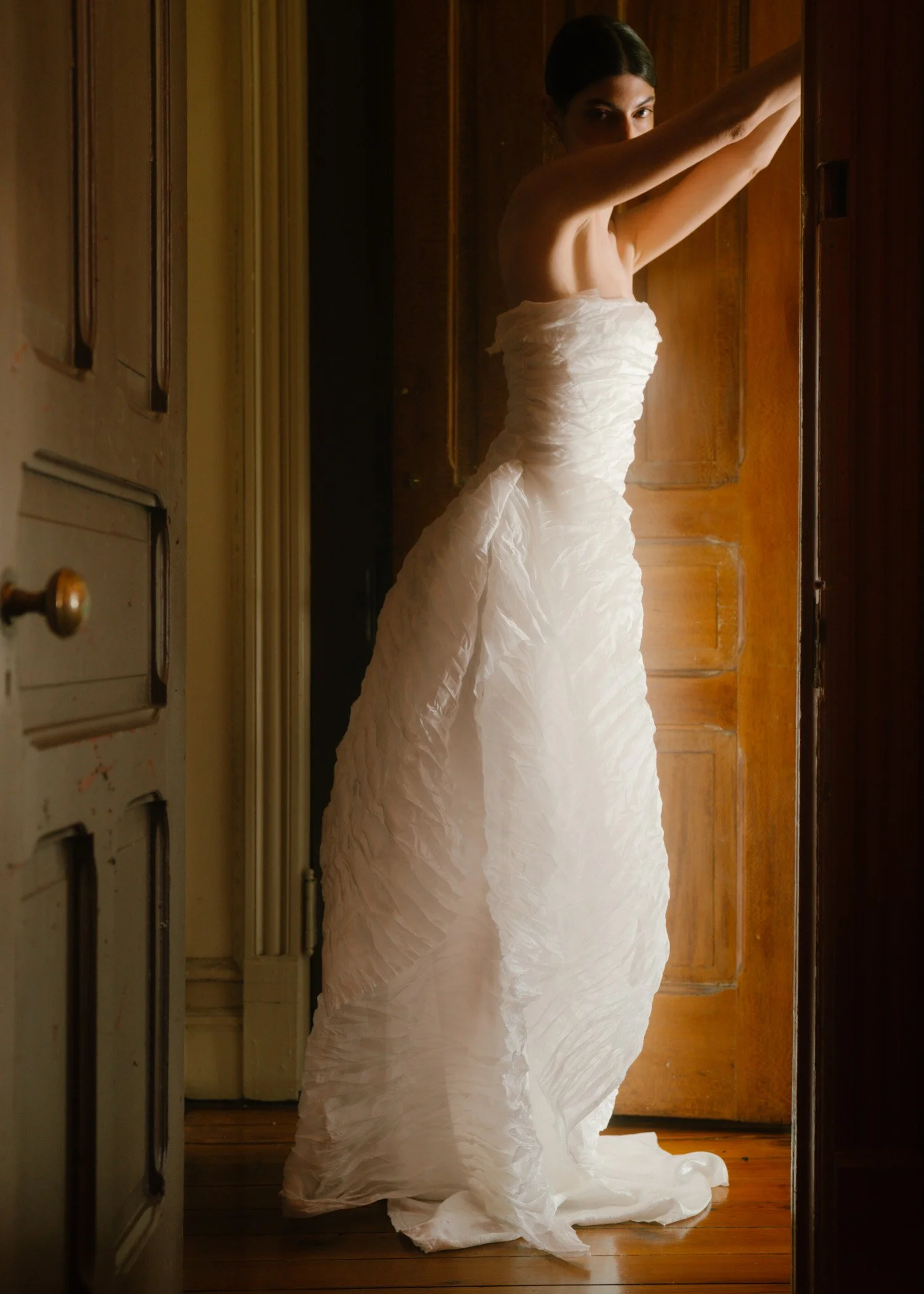 Delfina-Balda-Fantasia-Bridal-4-2027-2028-53.jpg
