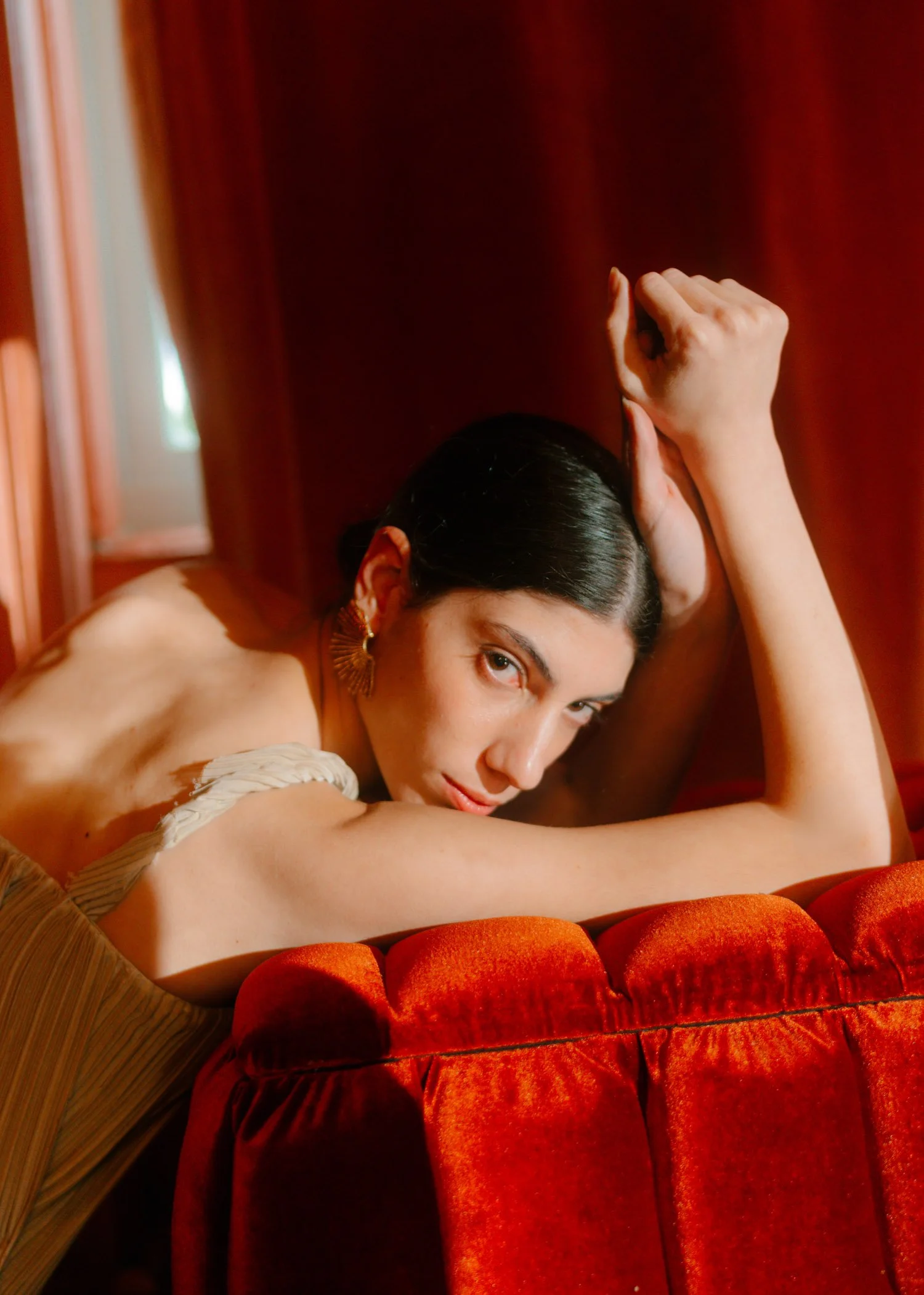 Delfina-Balda-Fantasia-Bridal-4-2027-2028-112.jpg