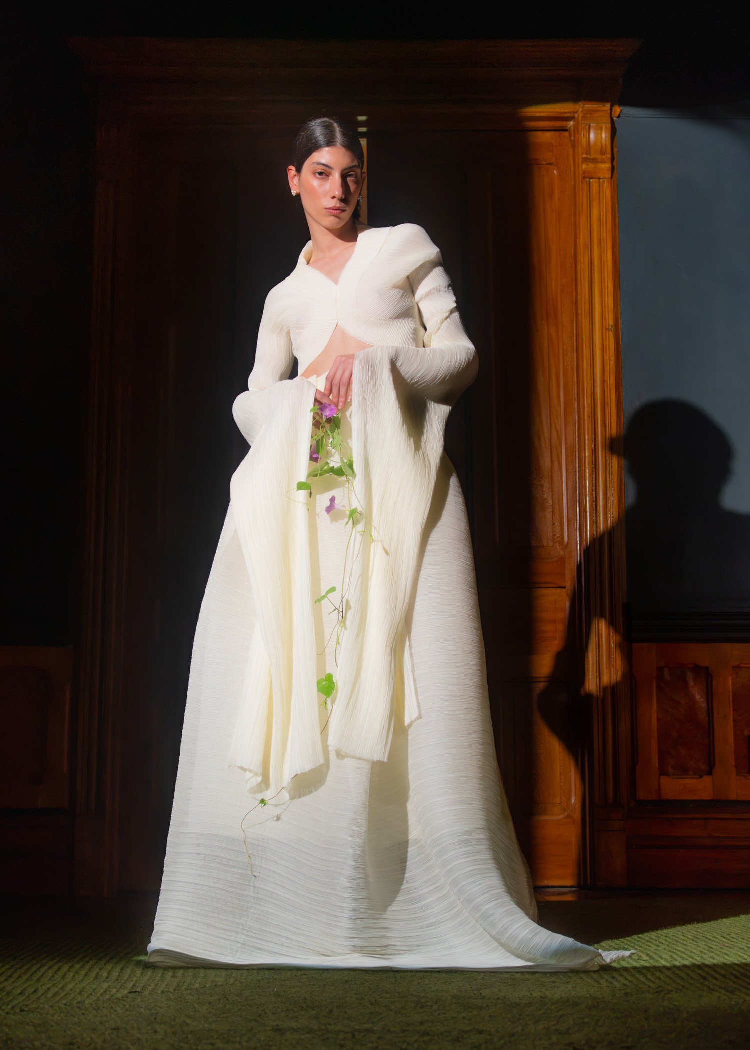 Delfina-Balda-Fantasia-Bridal-4-2027-2028-24.jpg