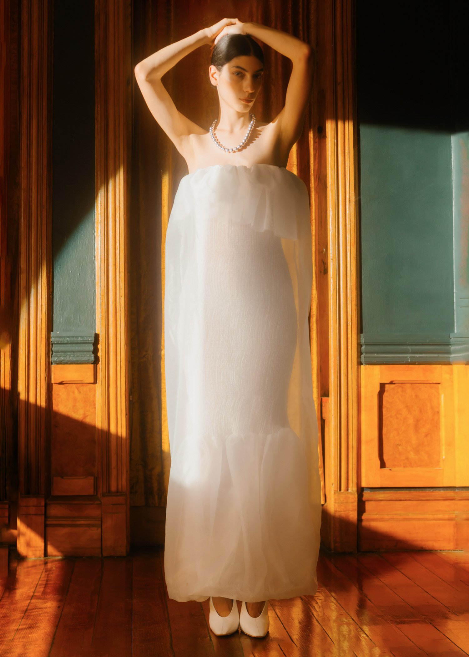 Delfina-Balda-Fantasia-Bridal-4-2027-2028-80.jpg
