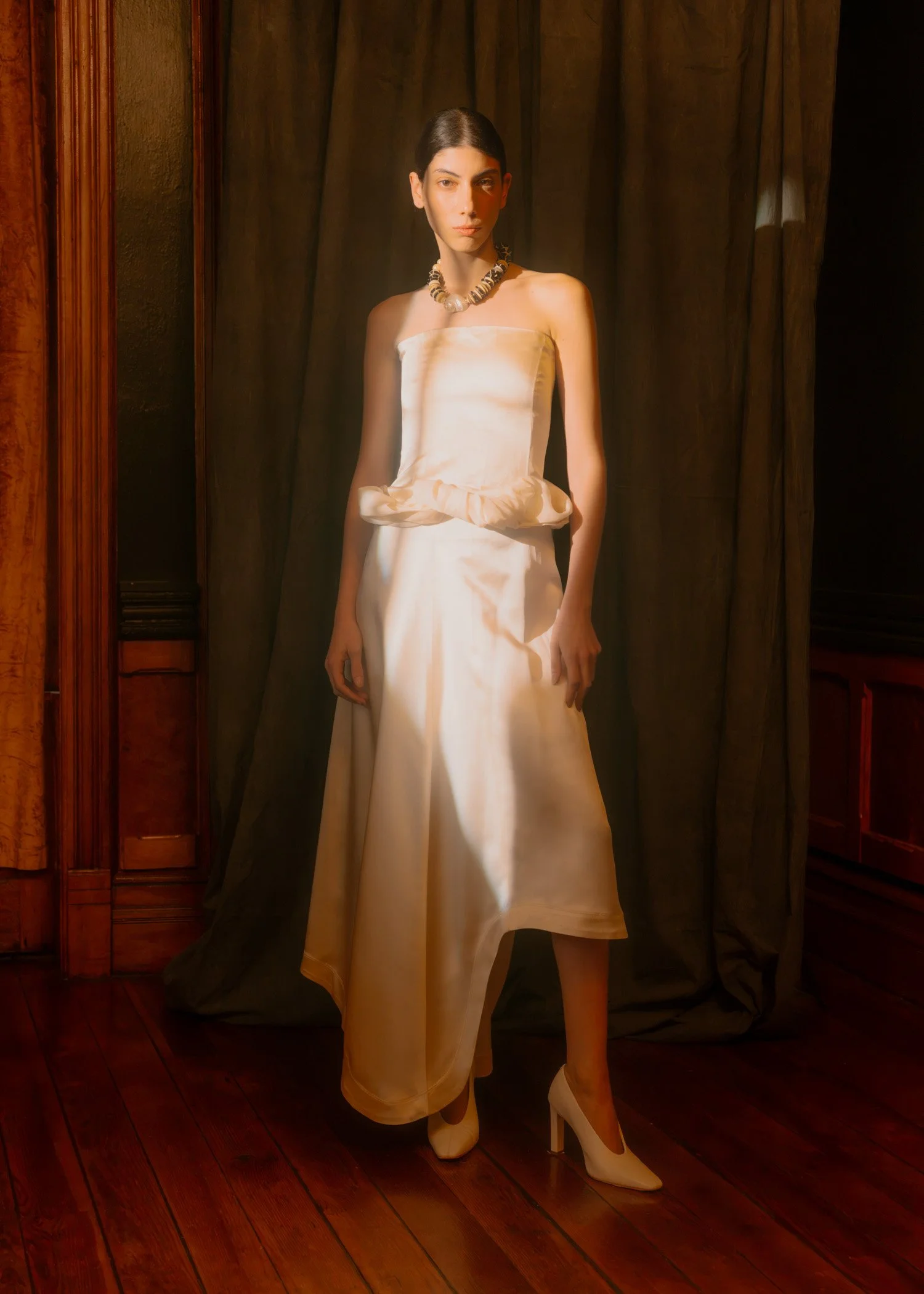 Delfina-Balda-Fantasia-Bridal-4-2027-2028-98.jpg