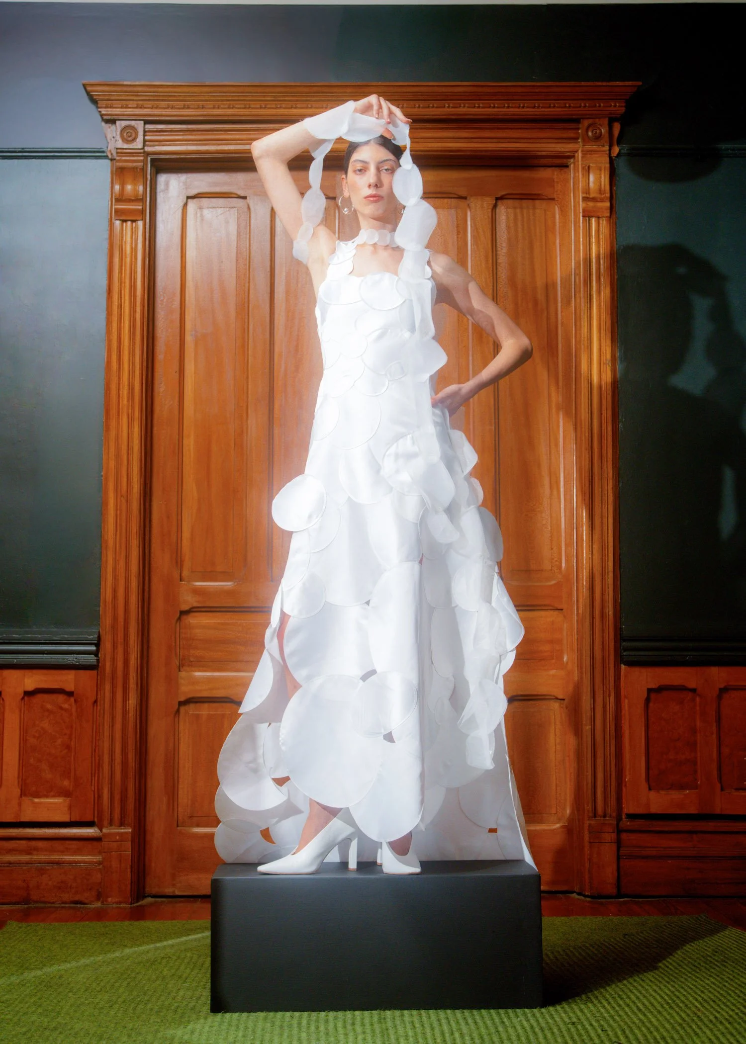 Delfina-Balda-Fantasia-Bridal-4-2027-2028-29.jpg