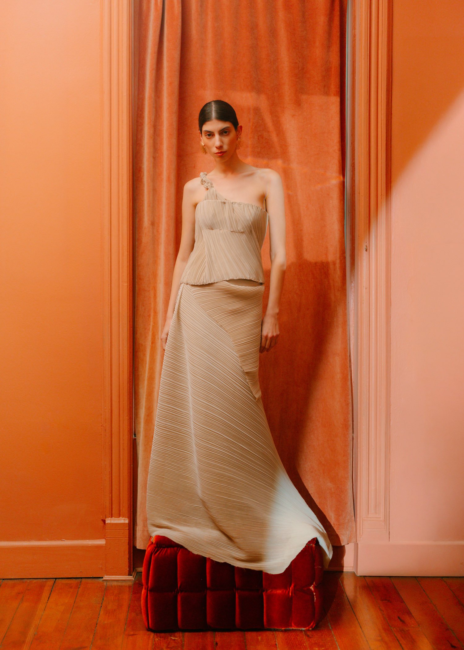 Delfina-Balda-Fantasia-Bridal-4-2027-2028-109.jpg
