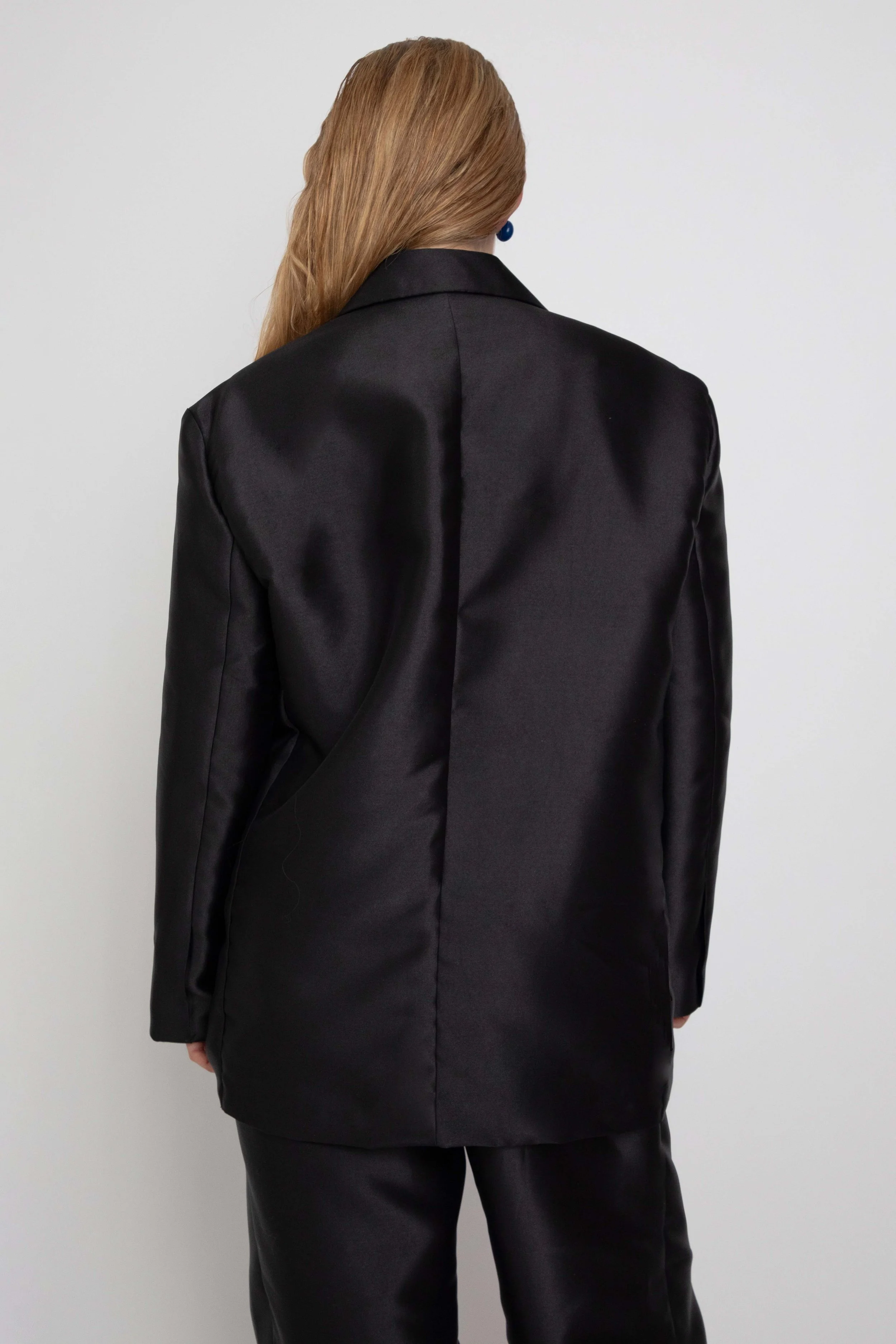 Delfina Balda-fall-winter-2025-Work on the Garden--6.jpg