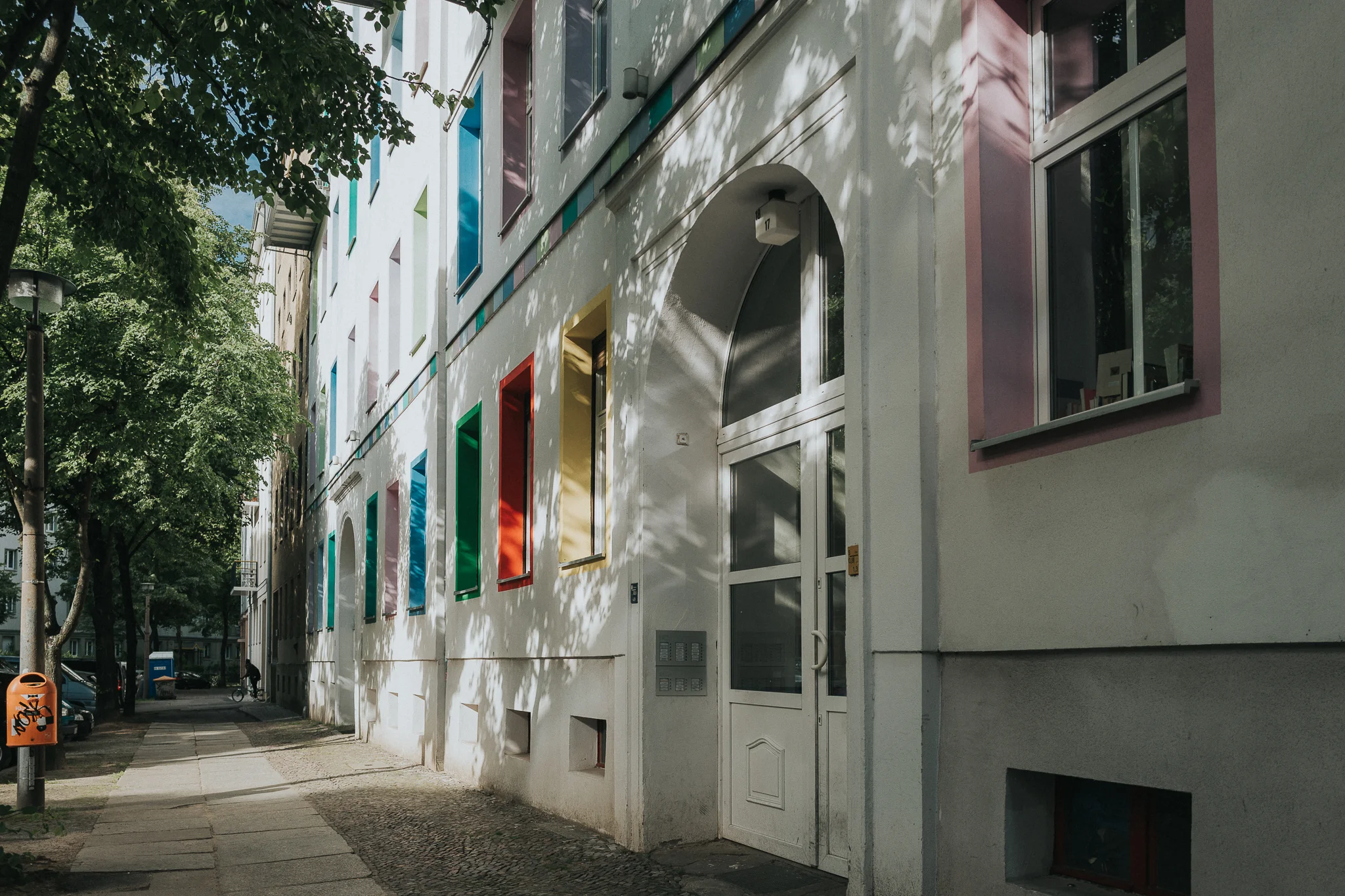 07-04 - Berlin (Walk from Alex to Prenzlauerberg) 36.jpg