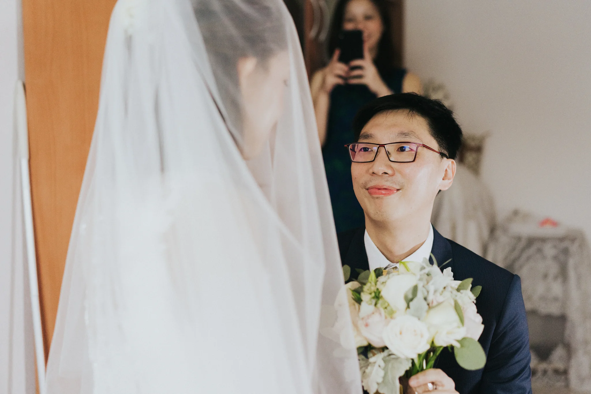 SingaporeWeddingPhotographer_FourSeasonsHotel_ChurchofStTeresa-15.jpg