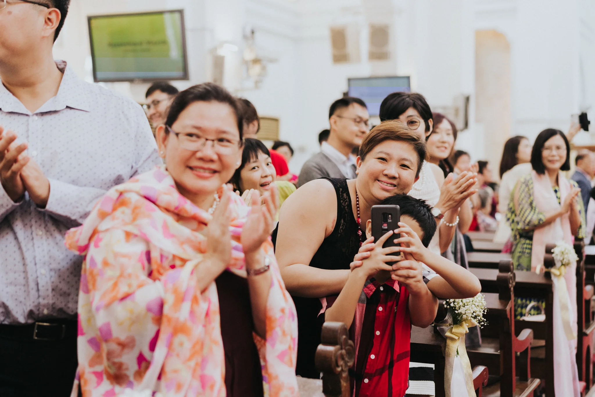 SingaporeWeddingPhotographer_FourSeasonsHotel_ChurchofStTeresa-59a.jpg