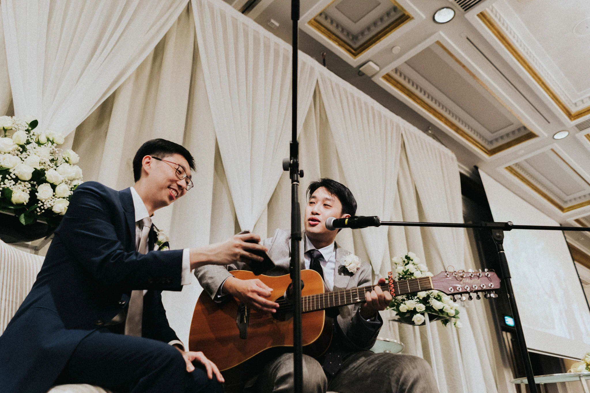 SingaporeWeddingPhotographer_FourSeasonsHotel_ChurchofStTeresa-93.jpg