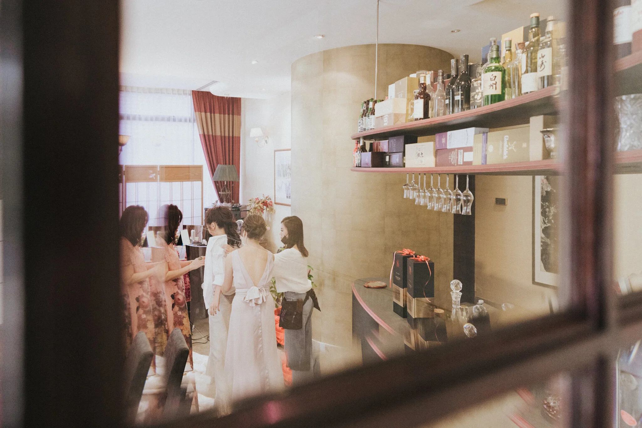 SingaporeWeddingPhotographer_WesleyMethodistChurch_RafflesHotelWedding_KaierTanPhotography_113.jpg