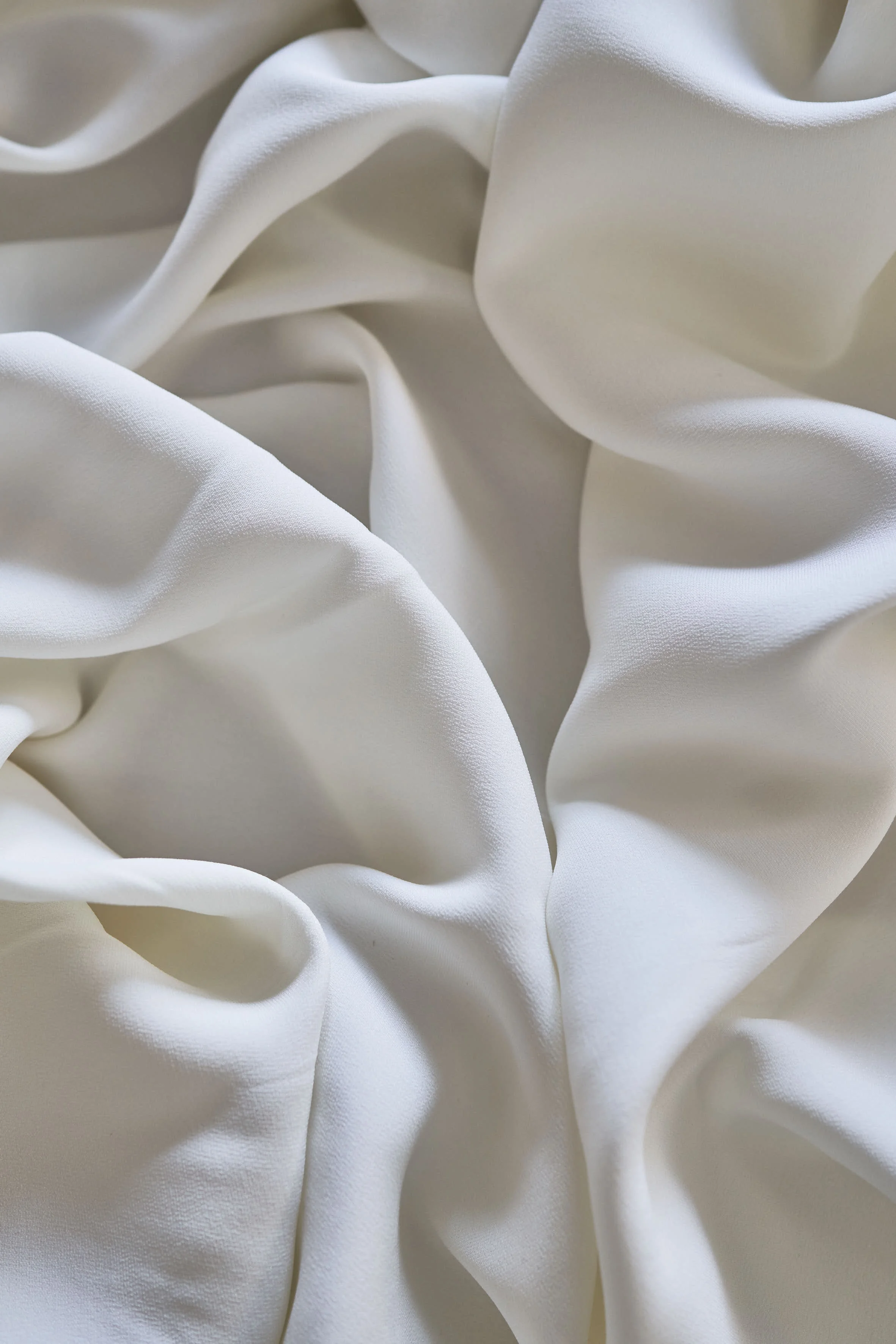 Medium Weight Silk Stretch Crepe Ivory