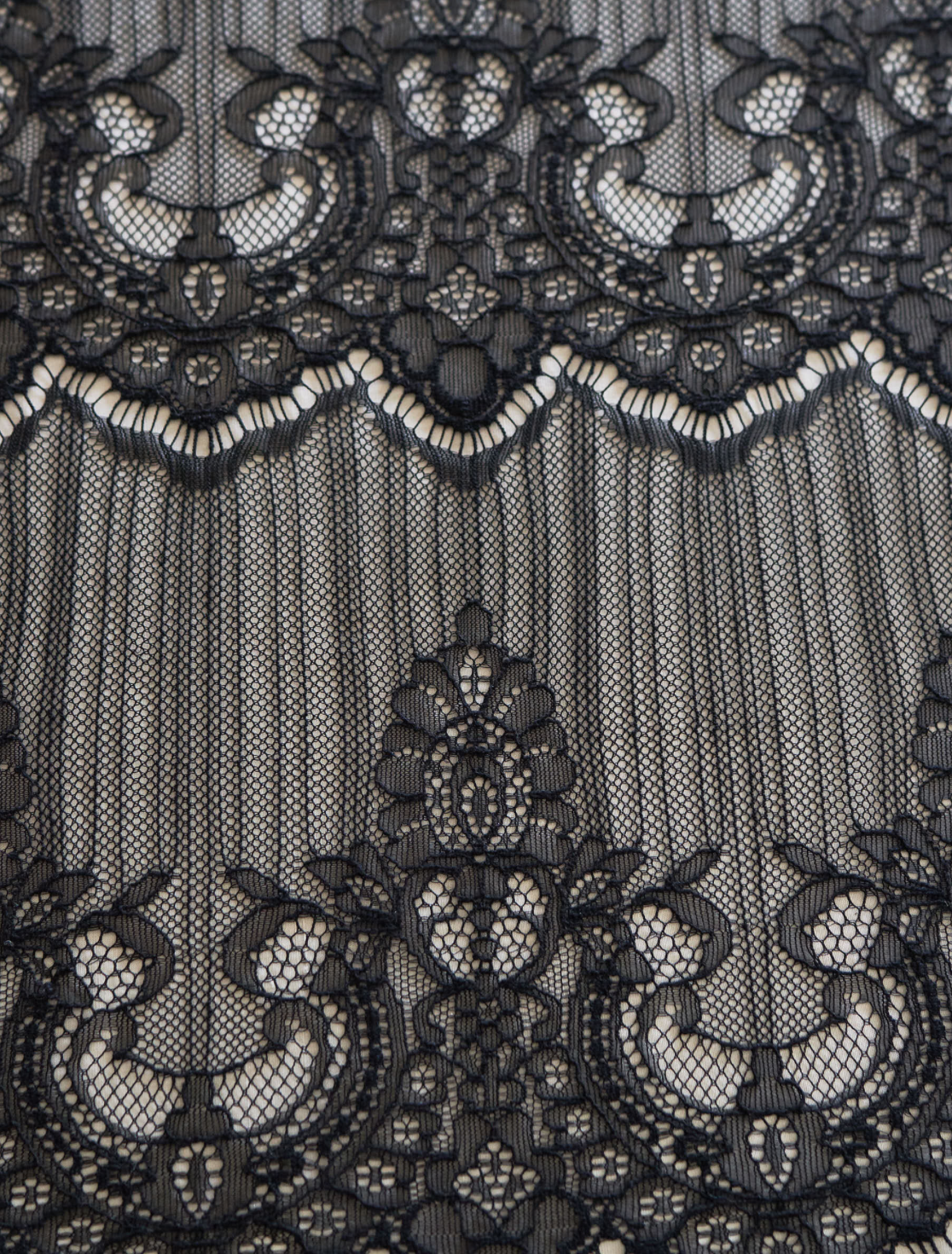 SARA BLACK / 140CM / $22