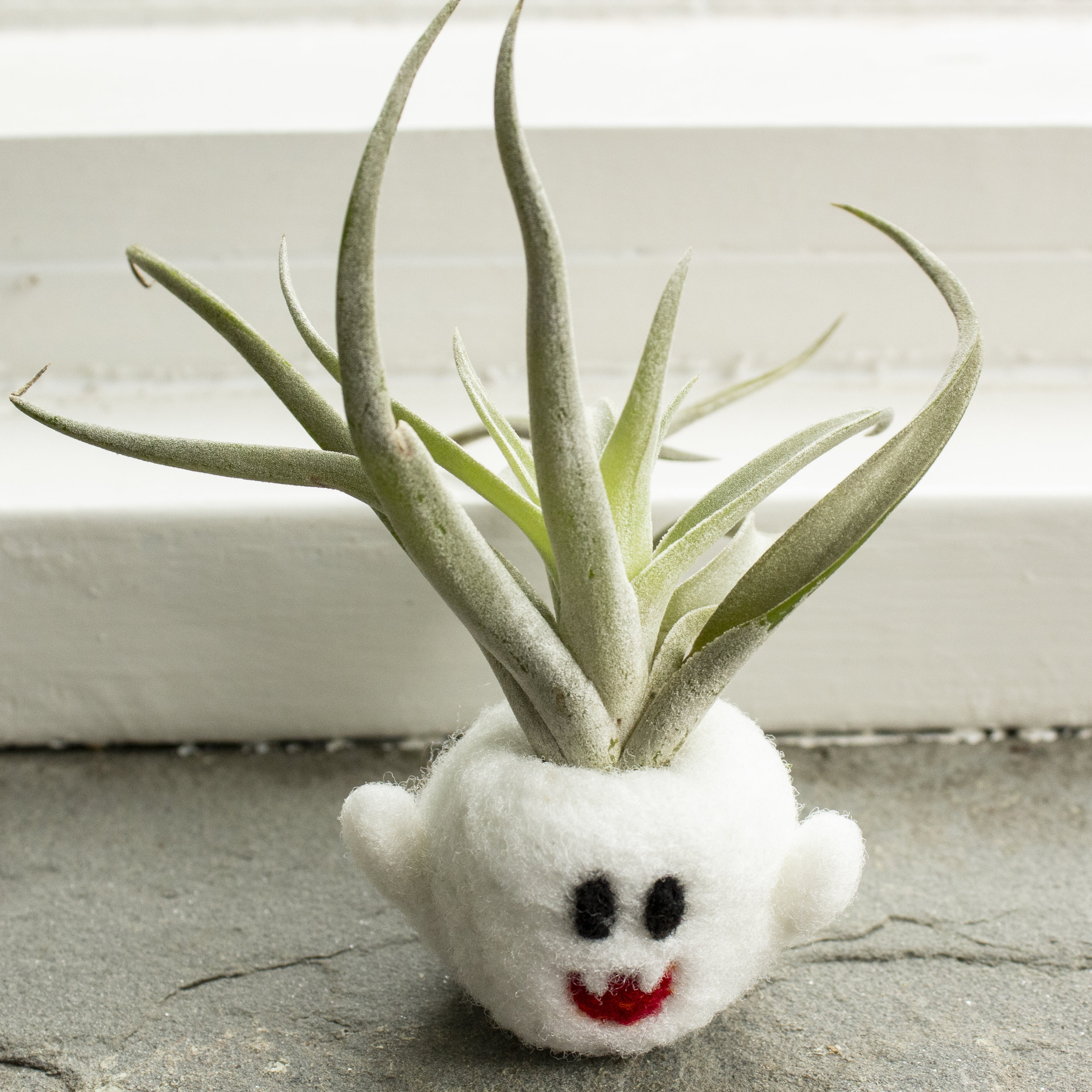 Felt Air Plant PotHeads - Glowy the Ghost