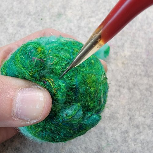 Wool Roving for Needle Felting in Celadon Green, Spring Green, Pastel,  Light Green, Wet Felting, Spinning, Chunky Yarn, DIY