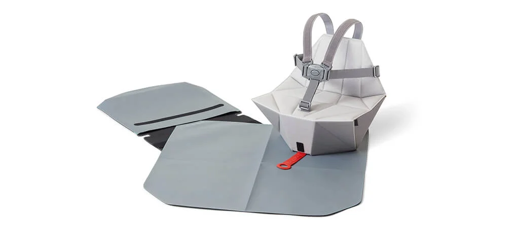 Bombol-Pop-Up-foldable-booster-seat-with-bag-and-seat-cover.jpg