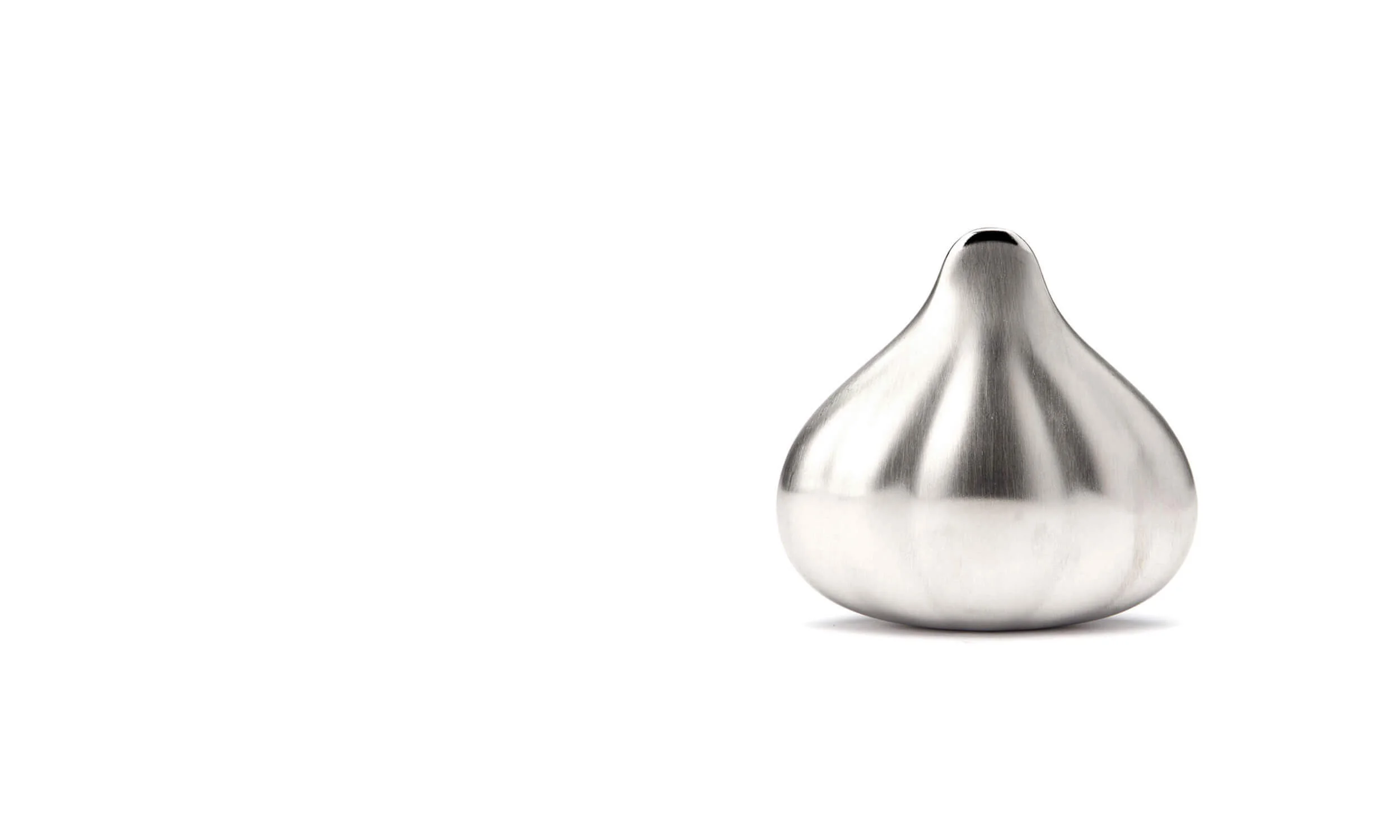 Alessi-Savon-du-chef-stainless-steel-soap.jpg