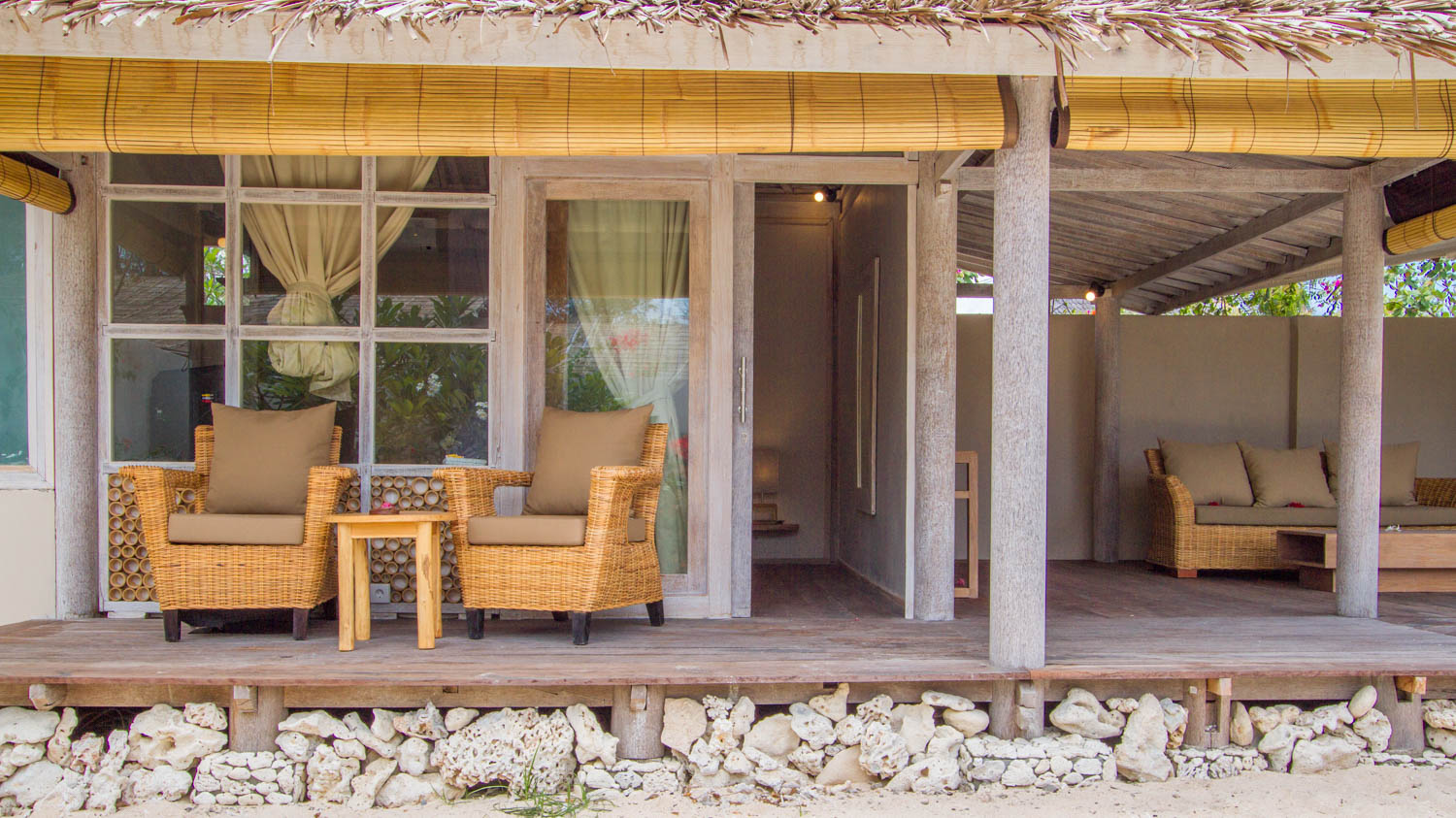 Exterior 2 bedrooms - Gili Meno Avia Villa Resort