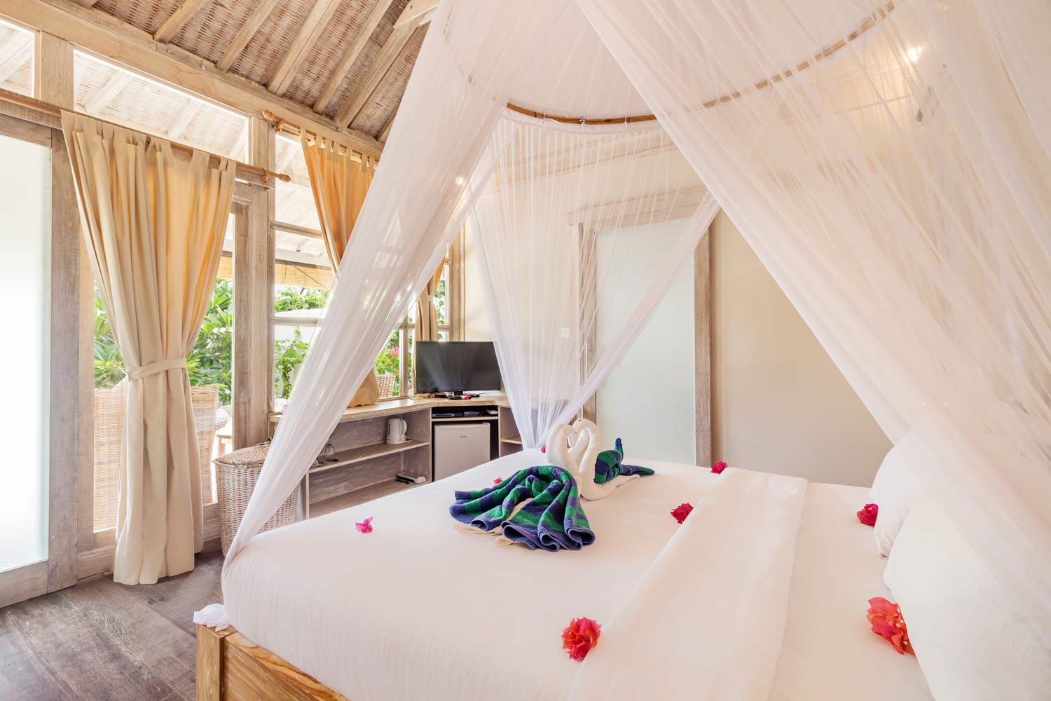 Sunny 2 bedrooms villa Avia villa resort - Gili Meno