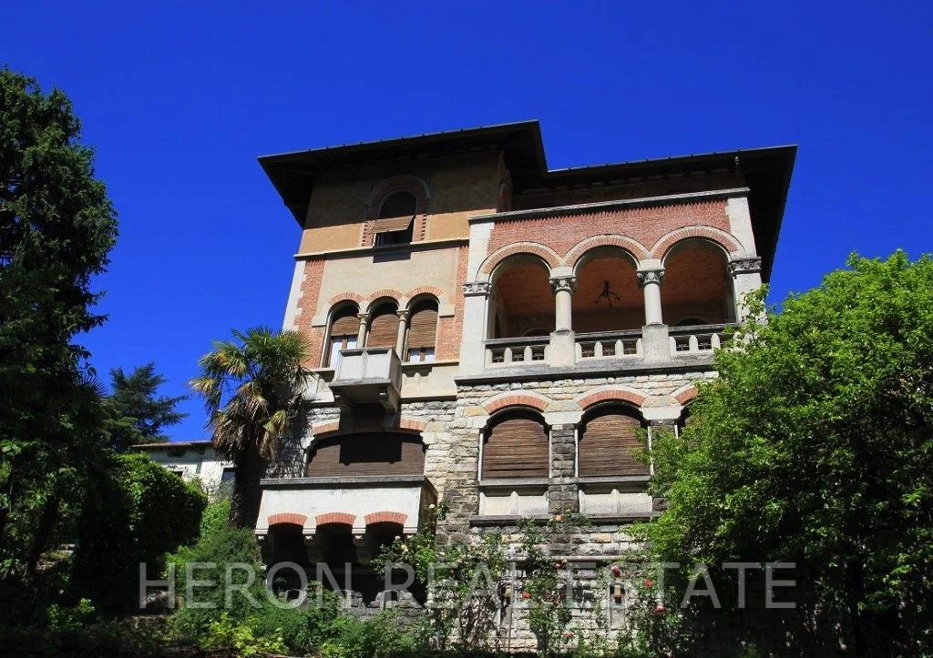 Como villa for sale.jpg