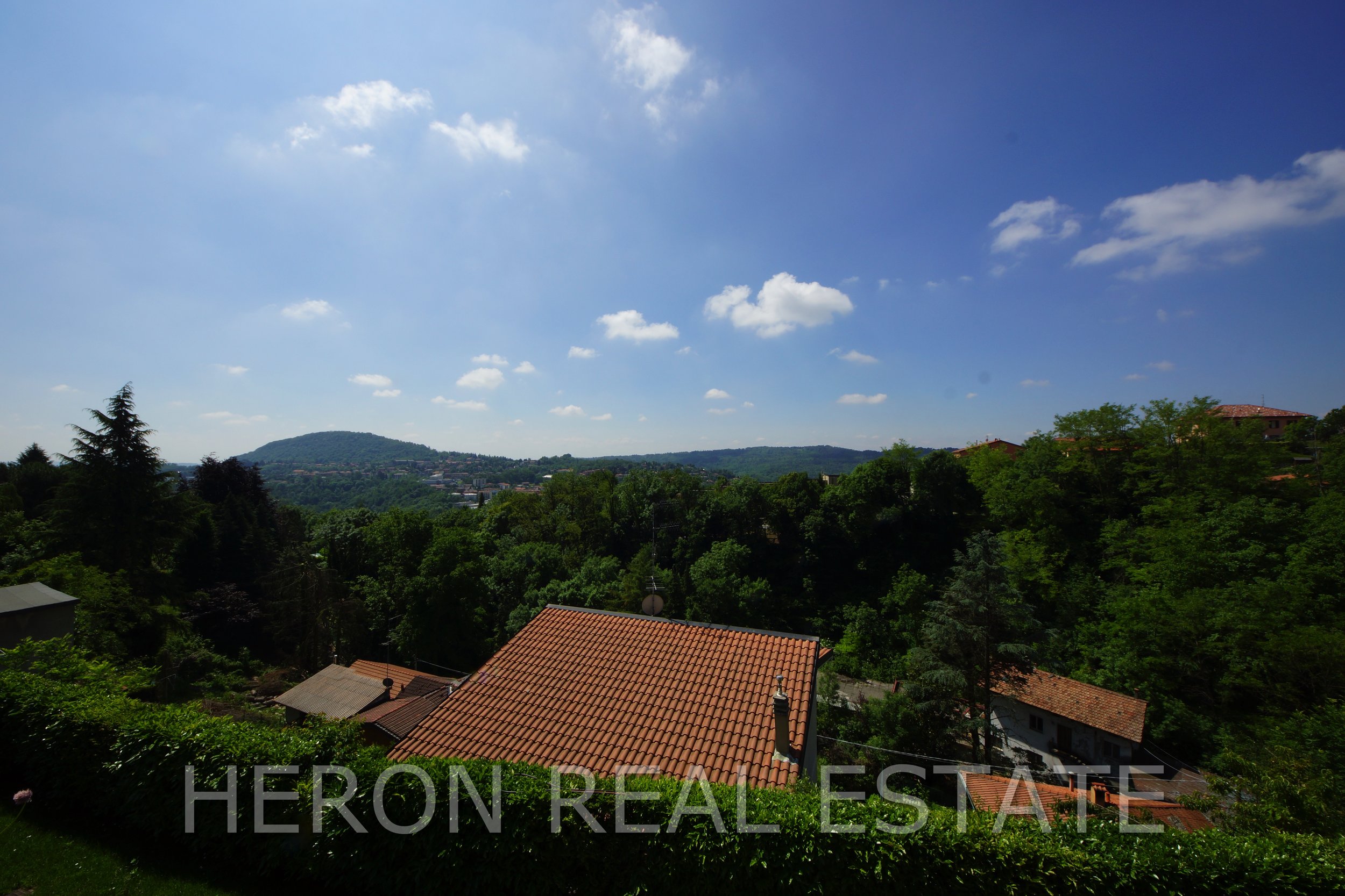 9 villa mit blick como.jpg