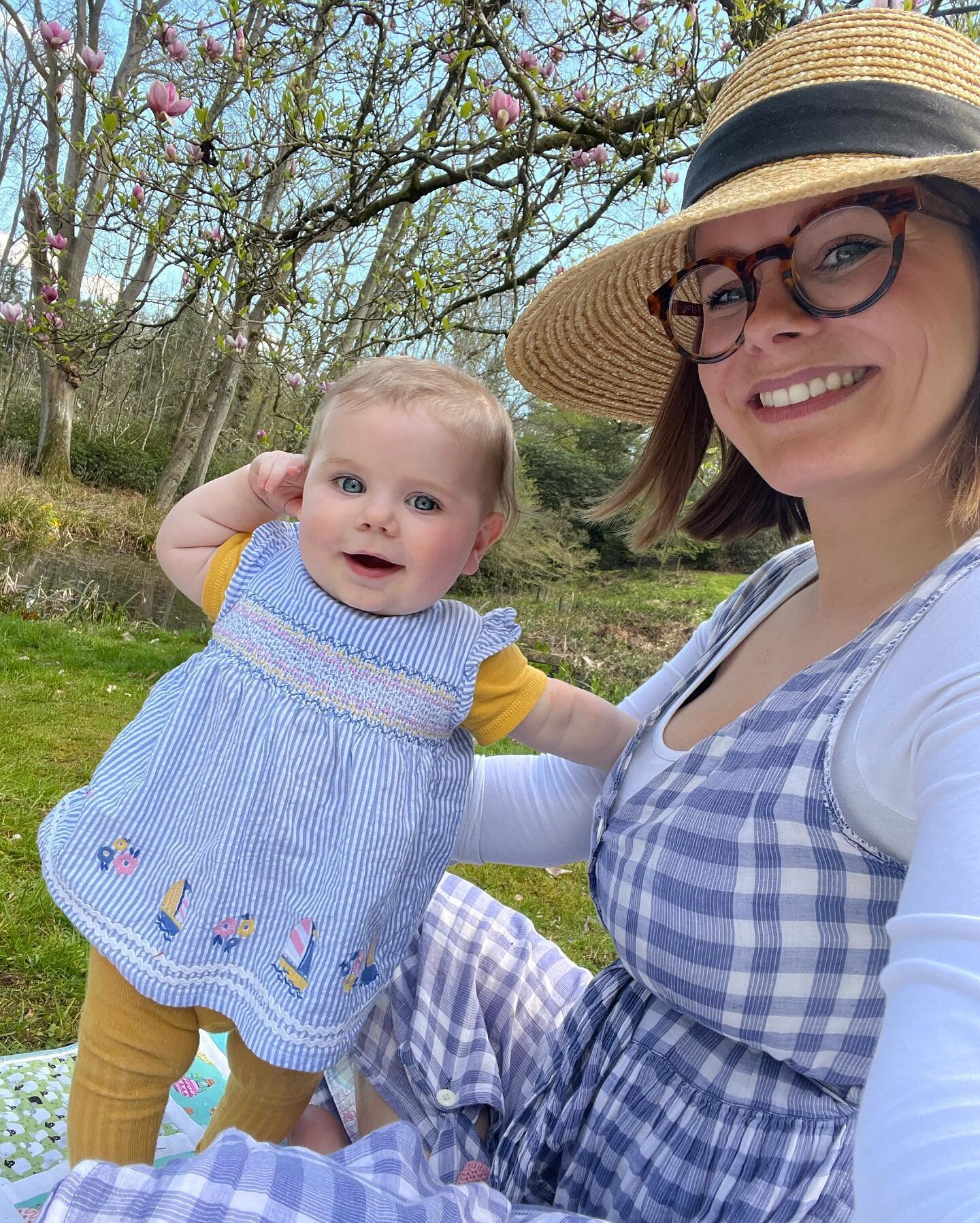 Today&rsquo;s first picnic of the year felt like a good time to dust off this trusty old friend &ndash; bought at Walthamstow&rsquo;s flea market last year and rarely off my back when pregnant (so much so I wore through the sleeves and had to cut &ls